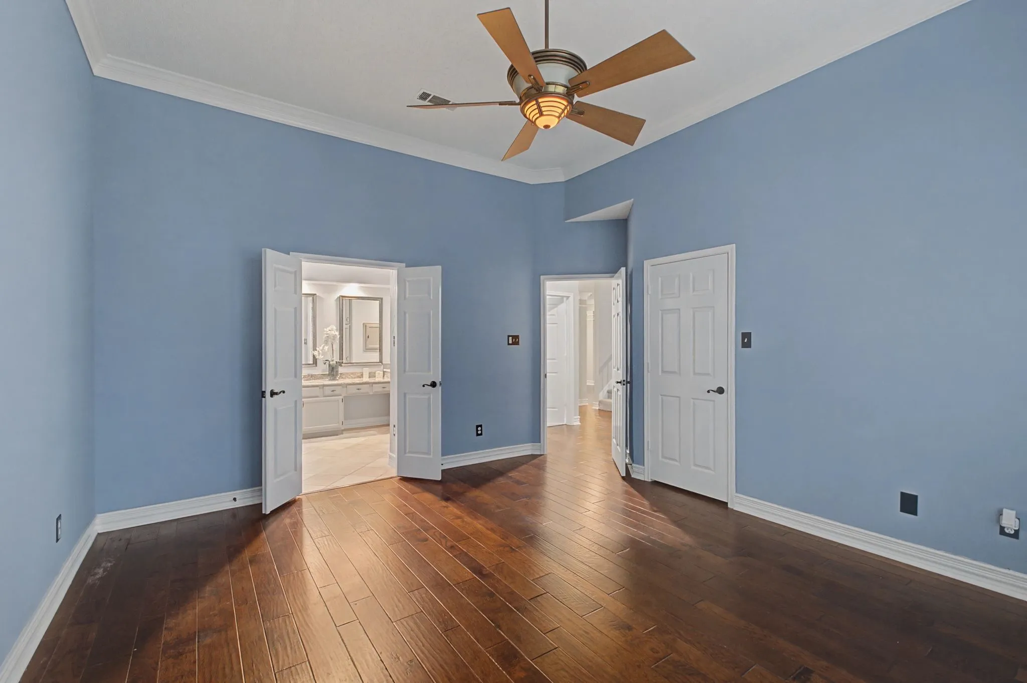 Single Family Residence For Sale in Collin County , 2705 Wind Ridge, Mc Kinney, Texas 75072, 4 Bedroom, 4 Bathroom, 2 Garage spaces, 3,225 Sqft, built in 1990, mls#21408967, Real Estate Agent in Mc Kinney, Homes For Sale in Collin county, Homes For Sale in Mc Kinney, Realtor in Mc Kinney Texas, Real Estate Brokerage Independent Realty Texas, Luminita Cordes Realtor