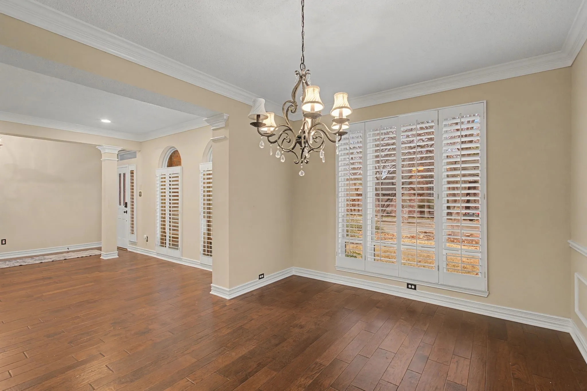 Single Family Residence For Sale in Collin County , 2705 Wind Ridge, Mc Kinney, Texas 75072, 4 Bedroom, 4 Bathroom, 2 Garage spaces, 3,225 Sqft, built in 1990, mls#21408967, Real Estate Agent in Mc Kinney, Homes For Sale in Collin county, Homes For Sale in Mc Kinney, Realtor in Mc Kinney Texas, Real Estate Brokerage Independent Realty Texas, Luminita Cordes Realtor