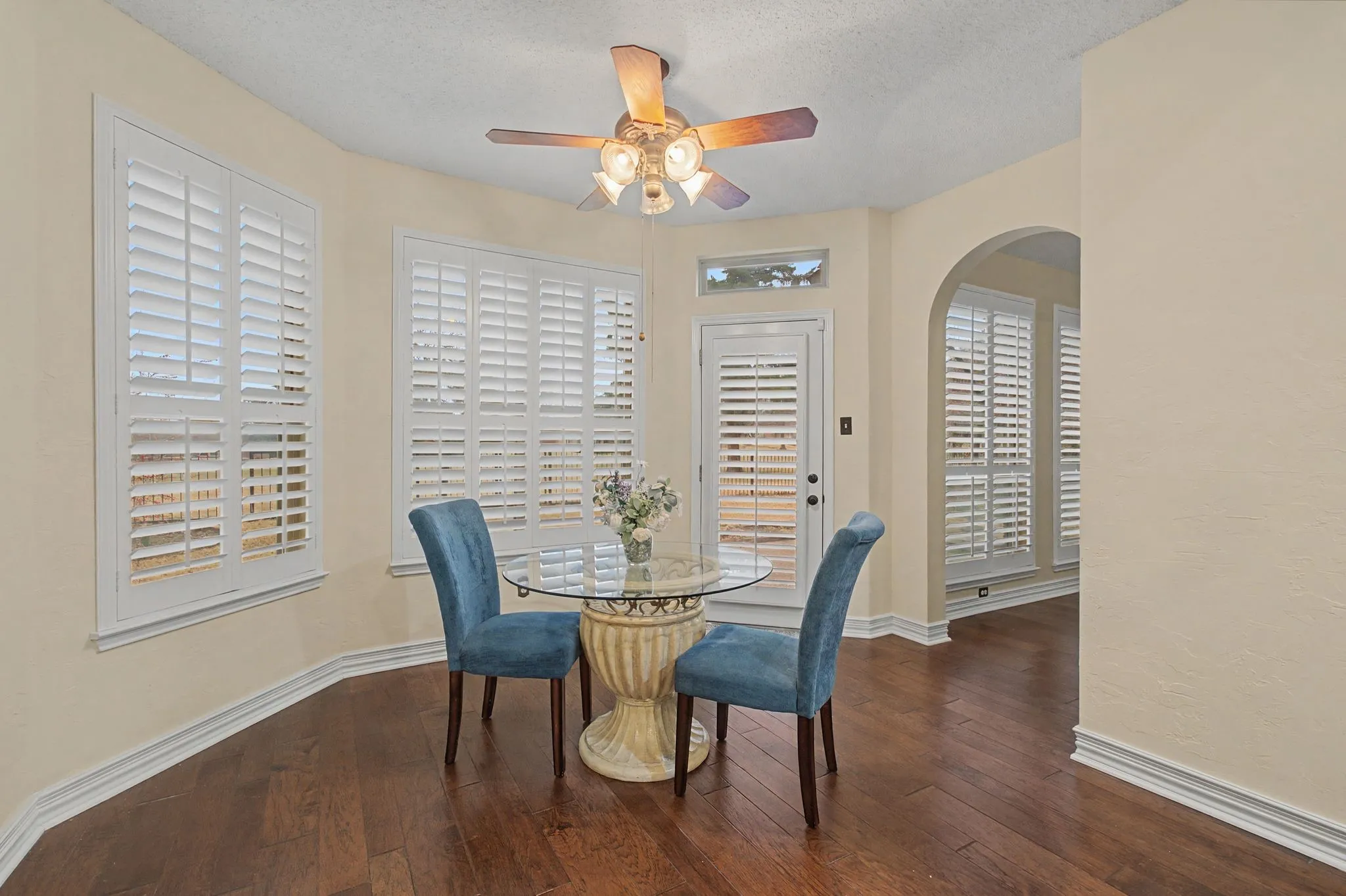 Single Family Residence For Sale in Collin County , 2705 Wind Ridge, Mc Kinney, Texas 75072, 4 Bedroom, 4 Bathroom, 2 Garage spaces, 3,225 Sqft, built in 1990, mls#21408967, Real Estate Agent in Mc Kinney, Homes For Sale in Collin county, Homes For Sale in Mc Kinney, Realtor in Mc Kinney Texas, Real Estate Brokerage Independent Realty Texas, Luminita Cordes Realtor
