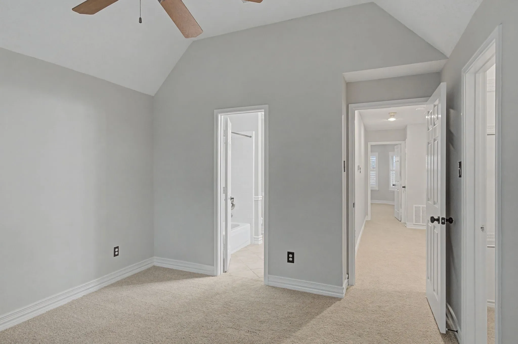 Single Family Residence For Sale in Collin County , 2705 Wind Ridge, Mc Kinney, Texas 75072, 4 Bedroom, 4 Bathroom, 2 Garage spaces, 3,225 Sqft, built in 1990, mls#21408967, Real Estate Agent in Mc Kinney, Homes For Sale in Collin county, Homes For Sale in Mc Kinney, Realtor in Mc Kinney Texas, Real Estate Brokerage Independent Realty Texas, Luminita Cordes Realtor