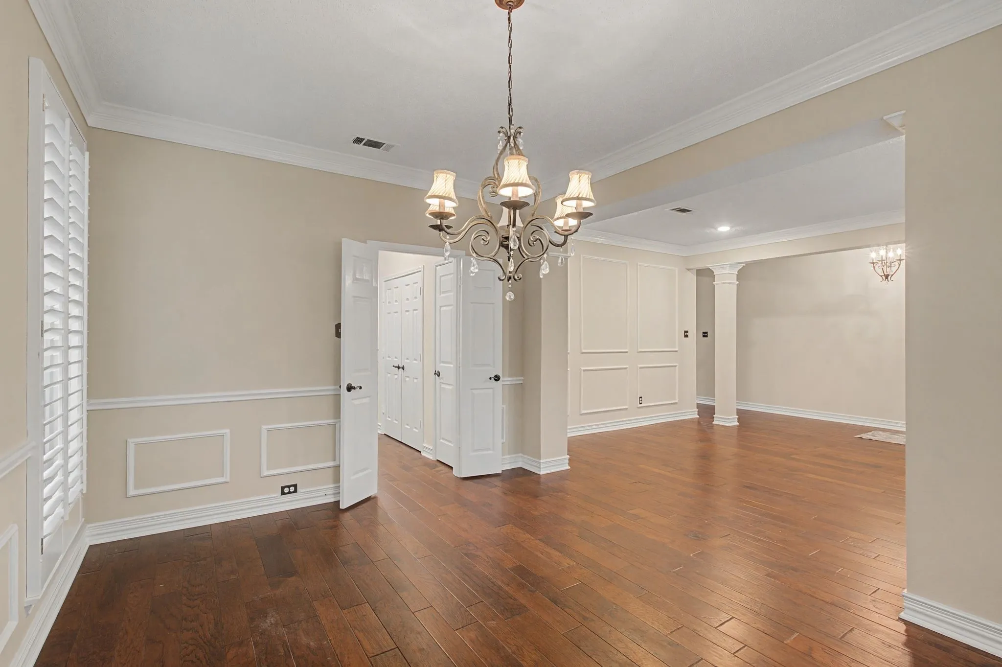 Single Family Residence For Sale in Collin County , 2705 Wind Ridge, Mc Kinney, Texas 75072, 4 Bedroom, 4 Bathroom, 2 Garage spaces, 3,225 Sqft, built in 1990, mls#21408967, Real Estate Agent in Mc Kinney, Homes For Sale in Collin county, Homes For Sale in Mc Kinney, Realtor in Mc Kinney Texas, Real Estate Brokerage Independent Realty Texas, Luminita Cordes Realtor