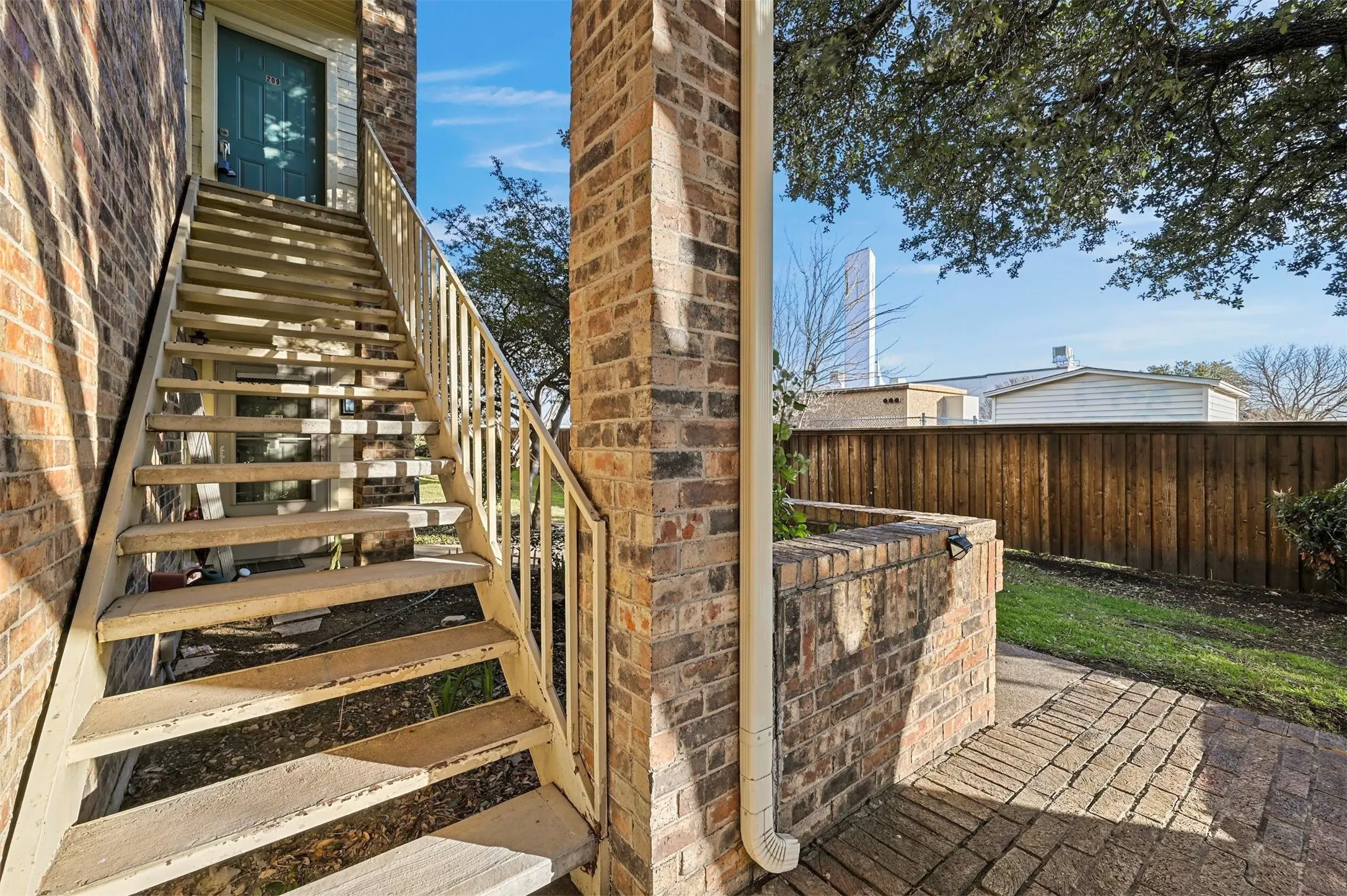 Condominium For Rent in Collin County , 3100 Devonshire Drive 209, Plano, Texas 75075, 2 Bedroom, 2 Bathroom, Garage spaces, 1,049 Sqft, built in 1984, mls#21409019, Real Estate Agent in Plano, Homes For Rent in Collin county, Homes For Rent in Plano, Realtor in Plano Texas, Real Estate Brokerage Independent Realty Texas, Luminita Cordes Realtor