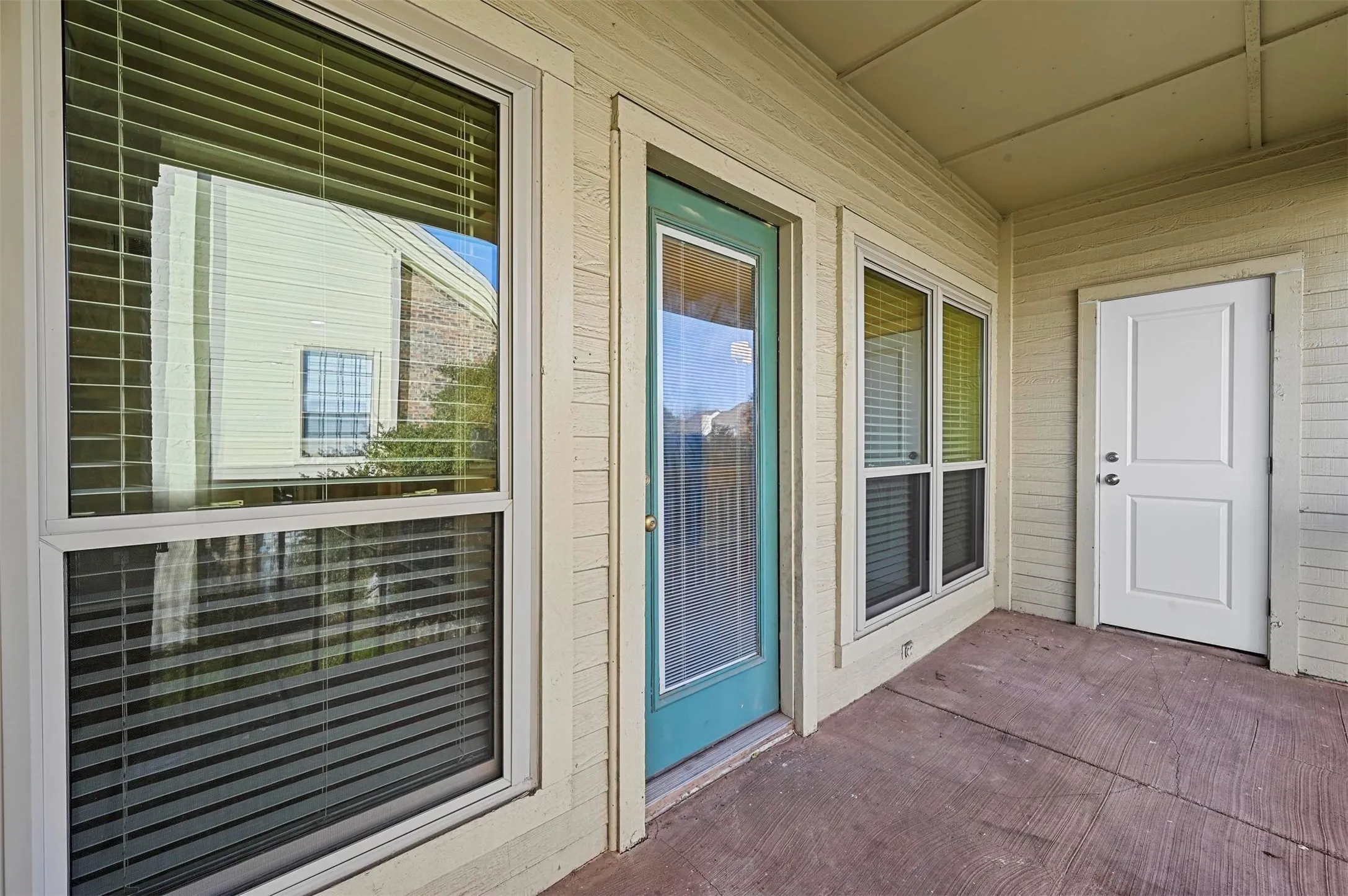 Condominium For Rent in Collin County , 3100 Devonshire Drive 209, Plano, Texas 75075, 2 Bedroom, 2 Bathroom, Garage spaces, 1,049 Sqft, built in 1984, mls#21409019, Real Estate Agent in Plano, Homes For Rent in Collin county, Homes For Rent in Plano, Realtor in Plano Texas, Real Estate Brokerage Independent Realty Texas, Luminita Cordes Realtor