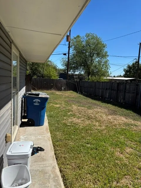 Single Family Residence For Sale in Dallas County , 9684 Dale Glade Drive, Dallas, Texas 75217, 3 Bedroom, 2 Bathroom, 2 Garage spaces, 1,595 Sqft, built in 1972, mls#21408517, Real Estate Agent in Dallas, Homes For Sale in Dallas county, Homes For Sale in Dallas, Realtor in Dallas Texas, Real Estate Brokerage Independent Realty Texas, Luminita Cordes Realtor