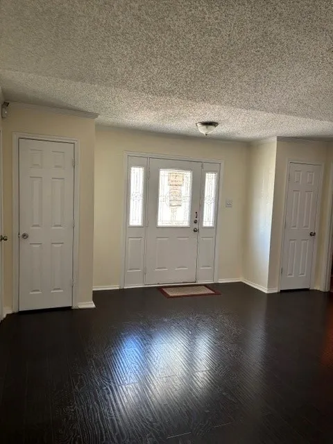 Single Family Residence For Sale in Dallas County , 9684 Dale Glade Drive, Dallas, Texas 75217, 3 Bedroom, 2 Bathroom, 2 Garage spaces, 1,595 Sqft, built in 1972, mls#21408517, Real Estate Agent in Dallas, Homes For Sale in Dallas county, Homes For Sale in Dallas, Realtor in Dallas Texas, Real Estate Brokerage Independent Realty Texas, Luminita Cordes Realtor