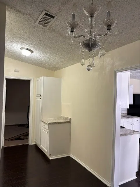 Single Family Residence For Sale in Dallas County , 9684 Dale Glade Drive, Dallas, Texas 75217, 3 Bedroom, 2 Bathroom, 2 Garage spaces, 1,595 Sqft, built in 1972, mls#21408517, Real Estate Agent in Dallas, Homes For Sale in Dallas county, Homes For Sale in Dallas, Realtor in Dallas Texas, Real Estate Brokerage Independent Realty Texas, Luminita Cordes Realtor