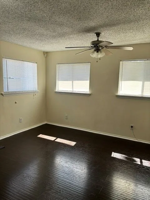 Single Family Residence For Sale in Dallas County , 9684 Dale Glade Drive, Dallas, Texas 75217, 3 Bedroom, 2 Bathroom, 2 Garage spaces, 1,595 Sqft, built in 1972, mls#21408517, Real Estate Agent in Dallas, Homes For Sale in Dallas county, Homes For Sale in Dallas, Realtor in Dallas Texas, Real Estate Brokerage Independent Realty Texas, Luminita Cordes Realtor