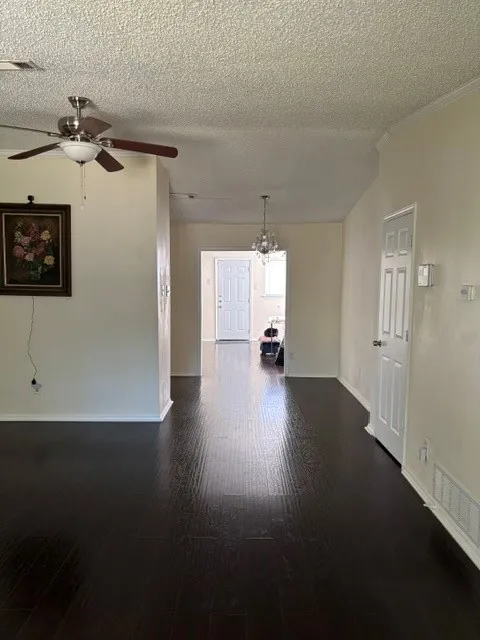 Single Family Residence For Sale in Dallas County , 9684 Dale Glade Drive, Dallas, Texas 75217, 3 Bedroom, 2 Bathroom, 2 Garage spaces, 1,595 Sqft, built in 1972, mls#21408517, Real Estate Agent in Dallas, Homes For Sale in Dallas county, Homes For Sale in Dallas, Realtor in Dallas Texas, Real Estate Brokerage Independent Realty Texas, Luminita Cordes Realtor