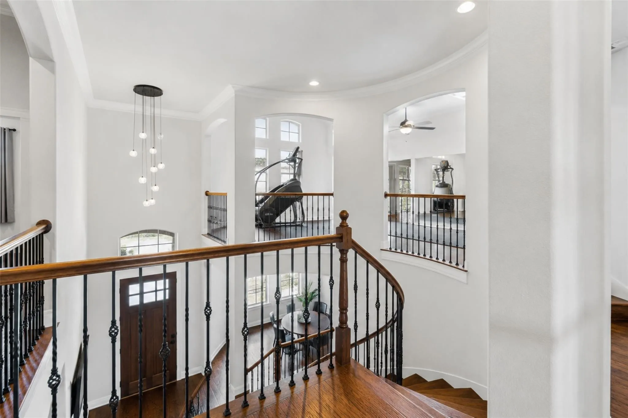 Single Family Residence For Sale in Denton County , 4664 Maverick Way, Carrollton, Texas 75010, 5 Bedroom, 6 Bathroom, 3 Garage spaces, 4,947 Sqft, built in 2014, mls#21387459, Real Estate Agent in Carrollton, Homes For Sale in Denton county, Homes For Sale in Carrollton, Realtor in Carrollton Texas, Real Estate Brokerage Independent Realty Texas, Luminita Cordes Realtor