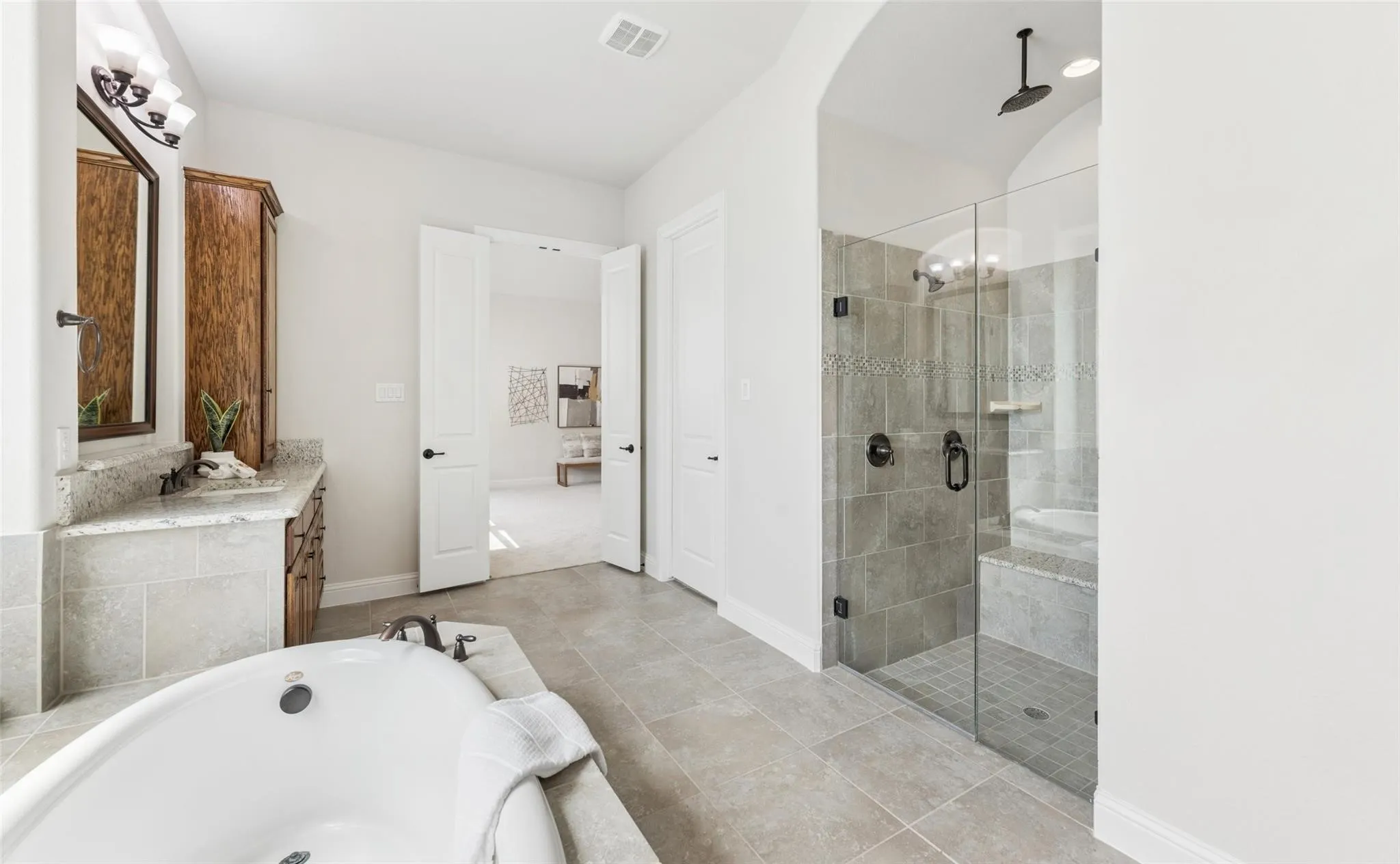 Single Family Residence For Sale in Denton County , 4664 Maverick Way, Carrollton, Texas 75010, 5 Bedroom, 6 Bathroom, 3 Garage spaces, 4,947 Sqft, built in 2014, mls#21387459, Real Estate Agent in Carrollton, Homes For Sale in Denton county, Homes For Sale in Carrollton, Realtor in Carrollton Texas, Real Estate Brokerage Independent Realty Texas, Luminita Cordes Realtor