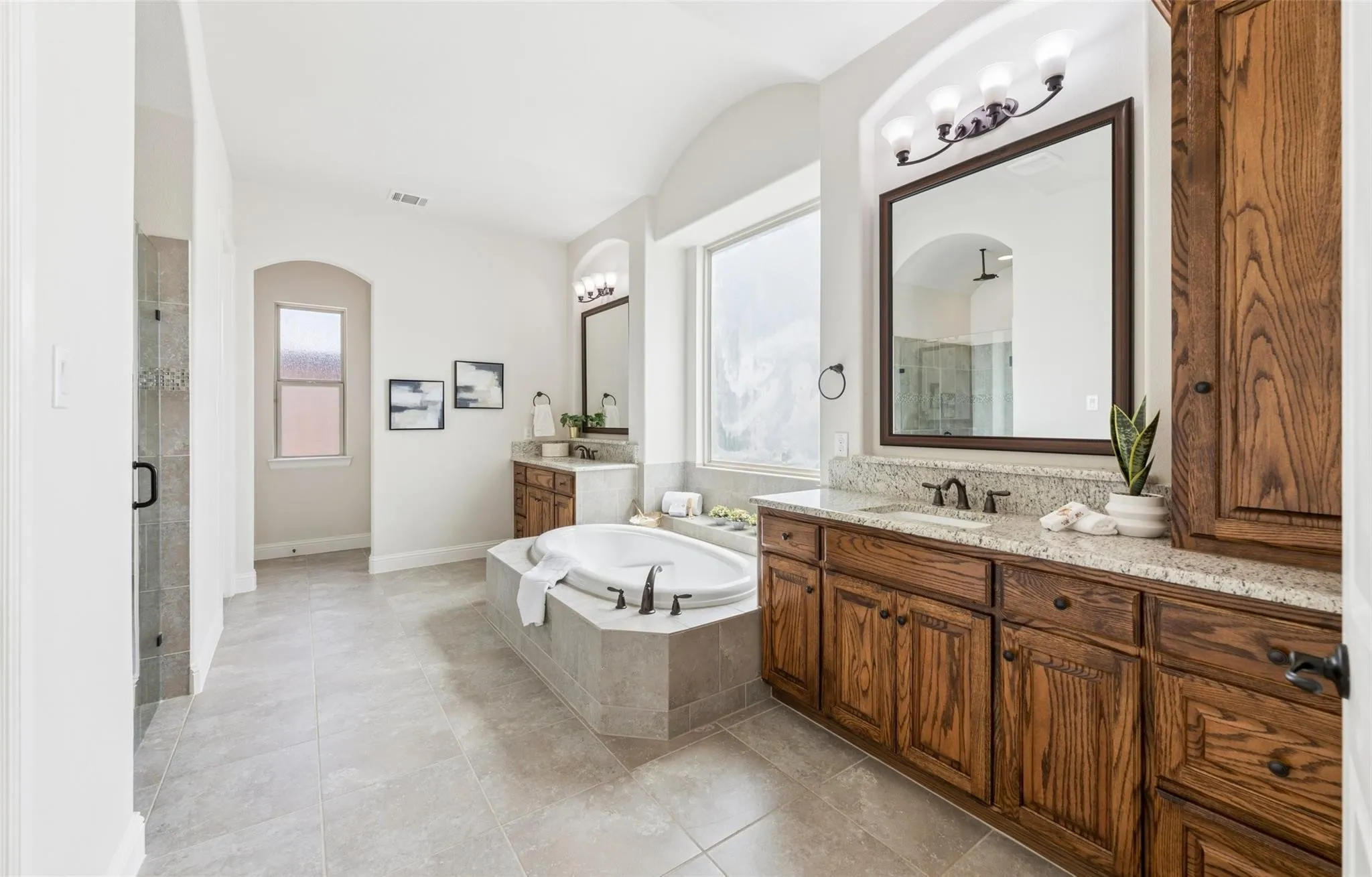 Single Family Residence For Sale in Denton County , 4664 Maverick Way, Carrollton, Texas 75010, 5 Bedroom, 6 Bathroom, 3 Garage spaces, 4,947 Sqft, built in 2014, mls#21387459, Real Estate Agent in Carrollton, Homes For Sale in Denton county, Homes For Sale in Carrollton, Realtor in Carrollton Texas, Real Estate Brokerage Independent Realty Texas, Luminita Cordes Realtor