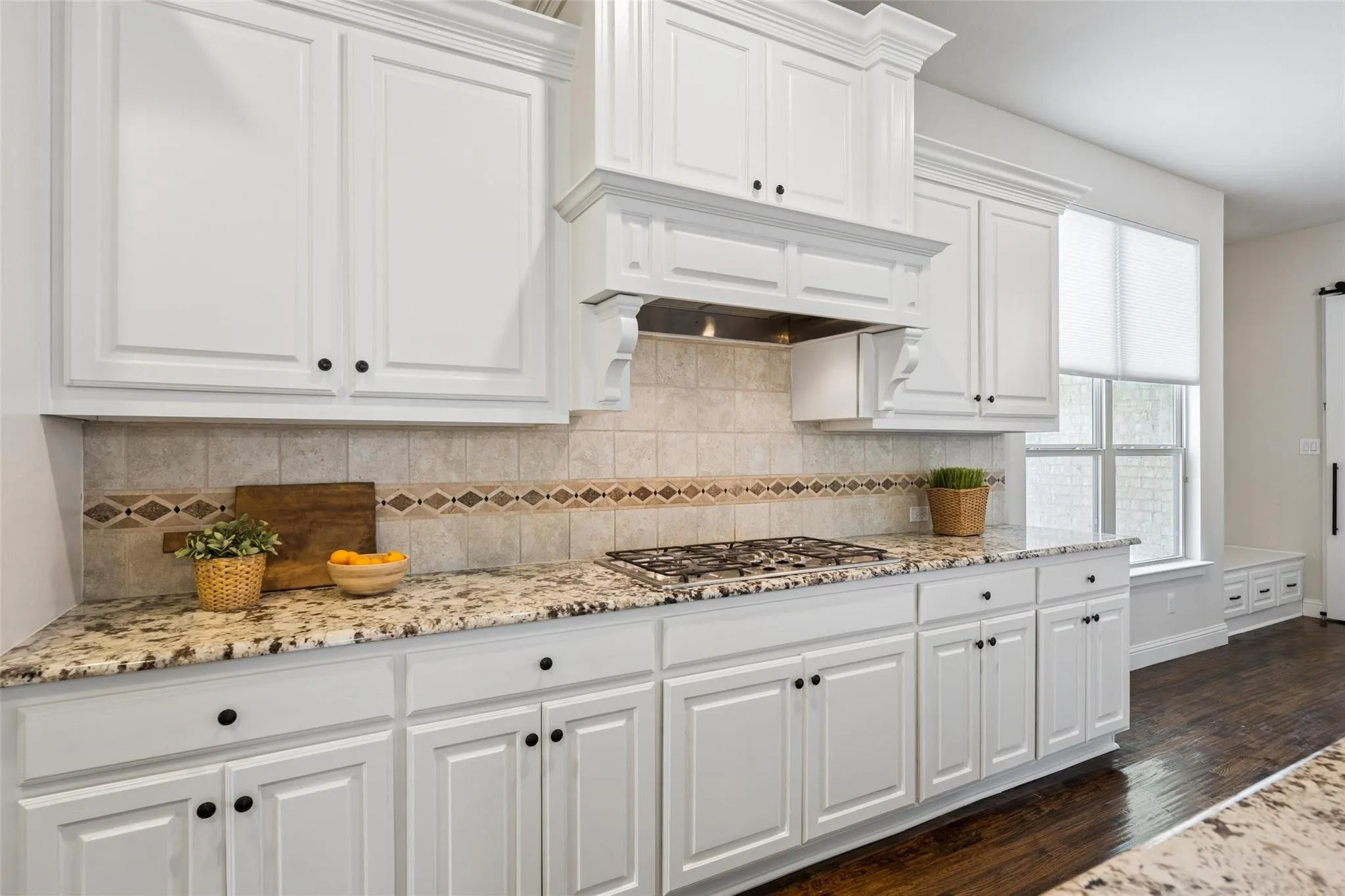 Single Family Residence For Sale in Denton County , 4664 Maverick Way, Carrollton, Texas 75010, 5 Bedroom, 6 Bathroom, 3 Garage spaces, 4,947 Sqft, built in 2014, mls#21387459, Real Estate Agent in Carrollton, Homes For Sale in Denton county, Homes For Sale in Carrollton, Realtor in Carrollton Texas, Real Estate Brokerage Independent Realty Texas, Luminita Cordes Realtor