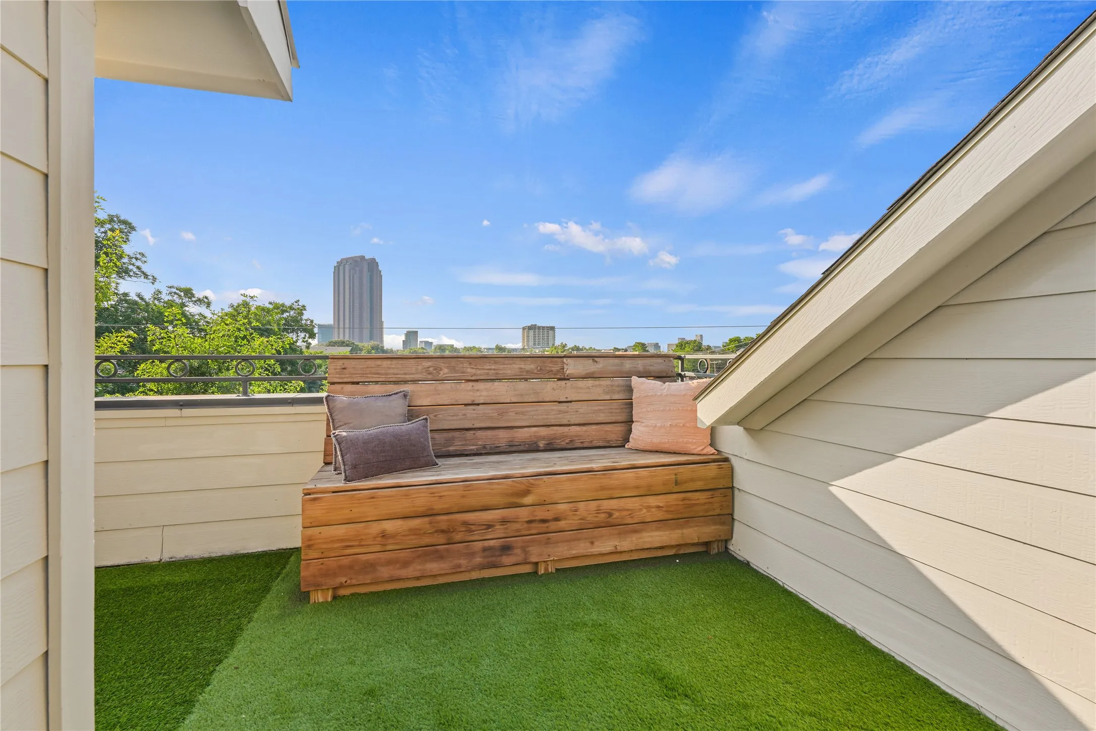 Townhouse For Rent
