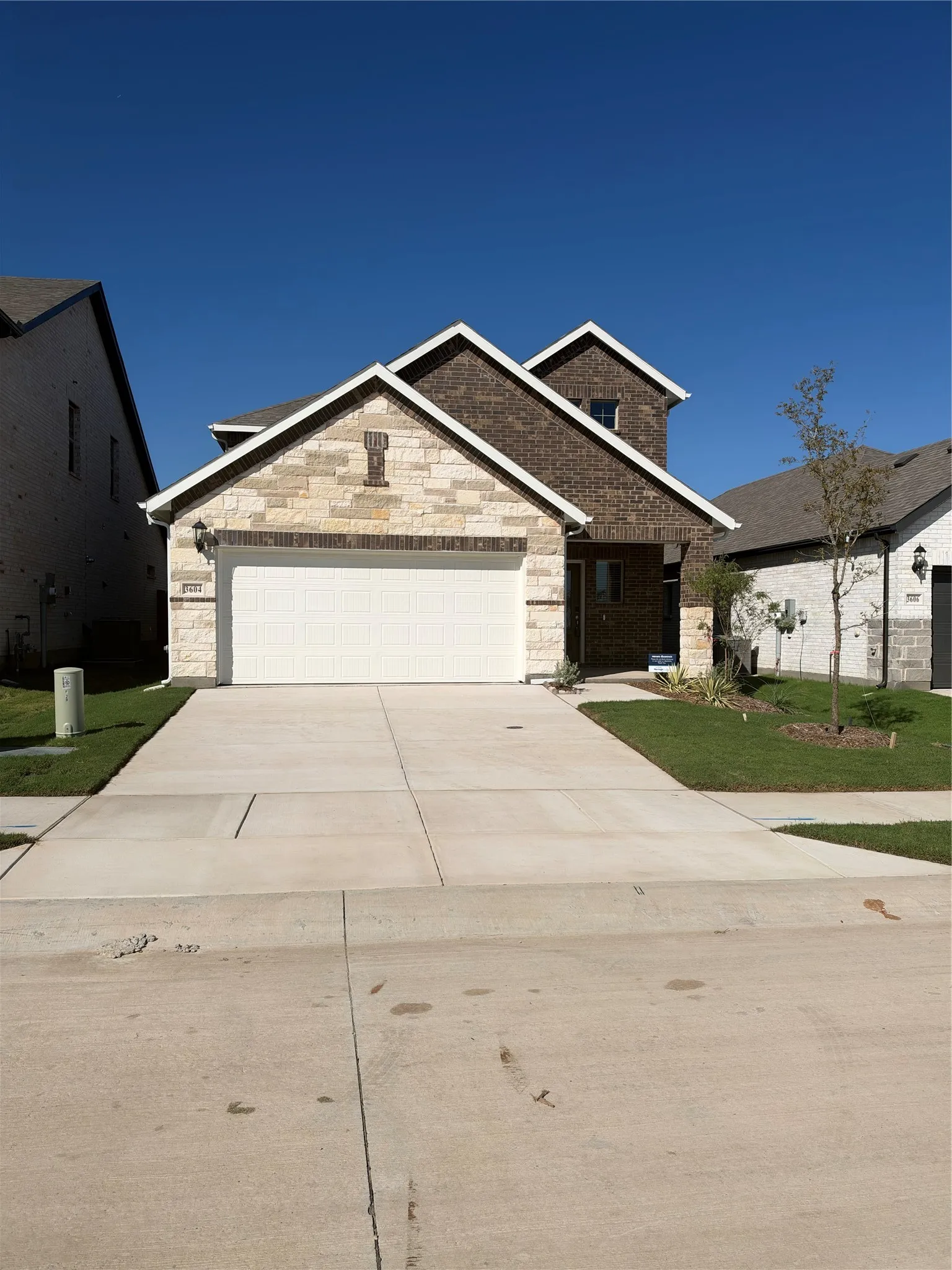 Single Family Residence For Rent