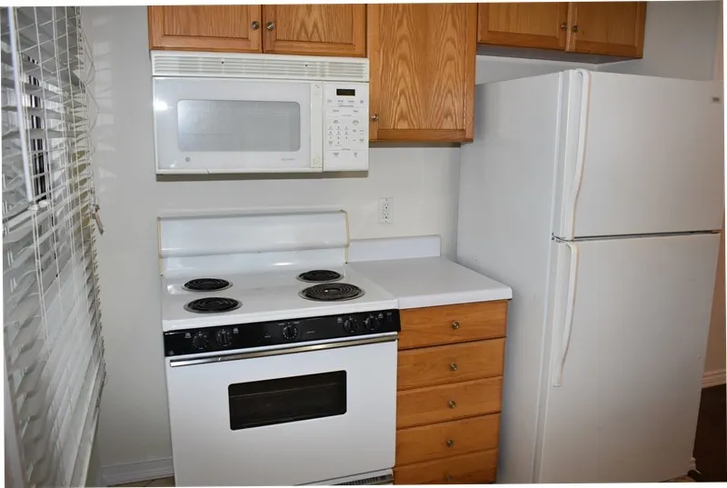 Single Family Residence For Rent in Tarrant County , 3833 Dexter Avenue, Fort Worth, Texas 76107, 2 Bedroom, 1 Bathroom, 1 Garage spaces, 975 Sqft, built in 1946, mls#21409040, Real Estate Agent in Fort Worth, Homes For Rent in Tarrant county, Homes For Rent in Fort Worth, Realtor in Fort Worth Texas, Real Estate Brokerage Independent Realty Texas, Luminita Cordes Realtor