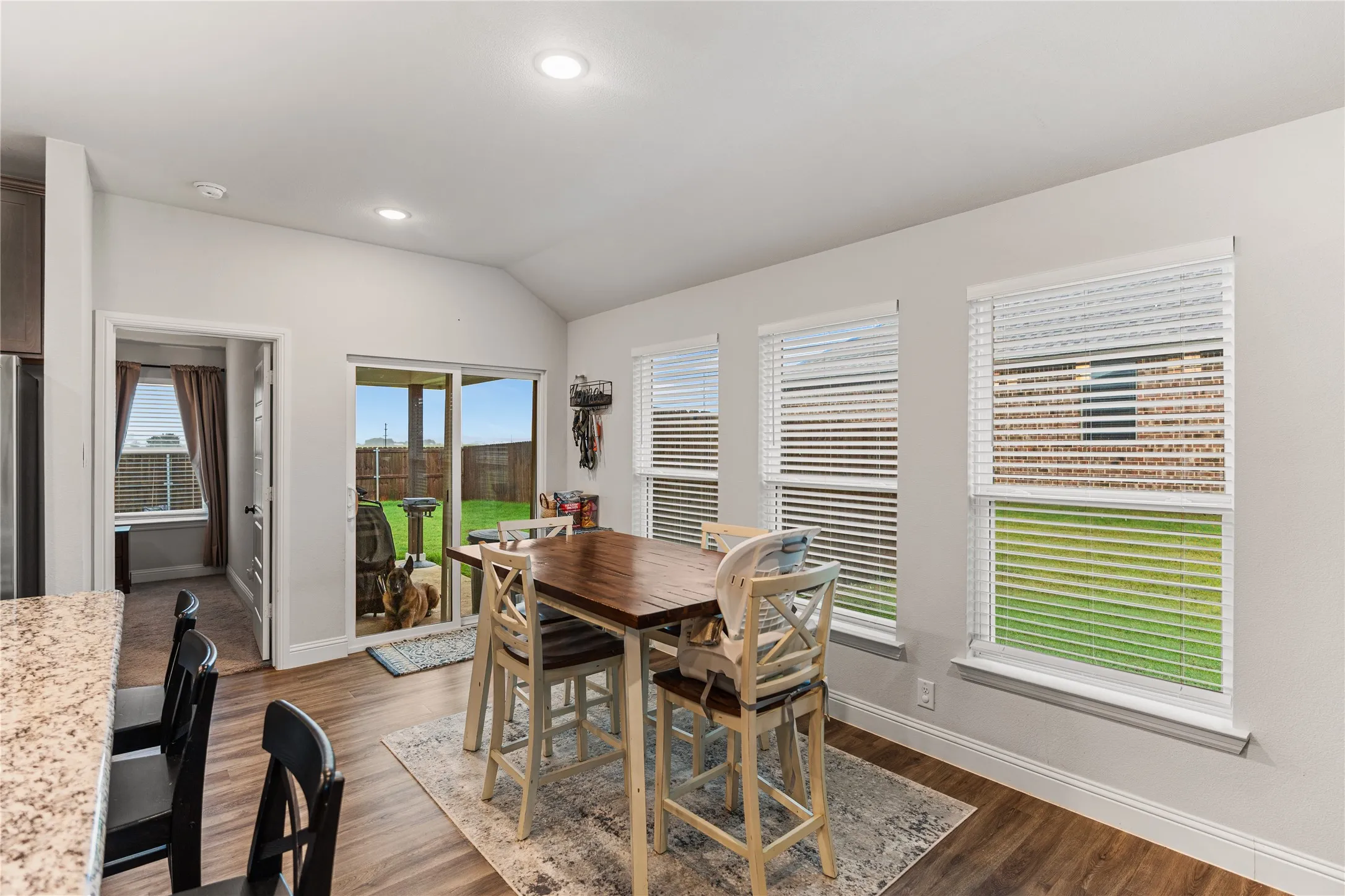 Single Family Residence For Sale in Cooke County , 106 Palamino Dr, Lindsay, Texas 76250, 3 Bedroom, 2 Bathroom, 2 Garage spaces, 1,385 Sqft, built in 2022, mls#21407852, Real Estate Agent in Lindsay, Homes For Sale in Cooke county, Homes For Sale in Lindsay, Realtor in Lindsay Texas, Real Estate Brokerage Independent Realty Texas, Luminita Cordes Realtor