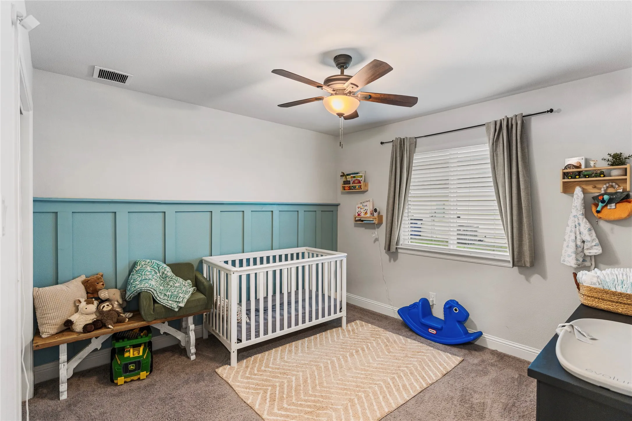 Single Family Residence For Sale in Cooke County , 106 Palamino Dr, Lindsay, Texas 76250, 3 Bedroom, 2 Bathroom, 2 Garage spaces, 1,385 Sqft, built in 2022, mls#21407852, Real Estate Agent in Lindsay, Homes For Sale in Cooke county, Homes For Sale in Lindsay, Realtor in Lindsay Texas, Real Estate Brokerage Independent Realty Texas, Luminita Cordes Realtor