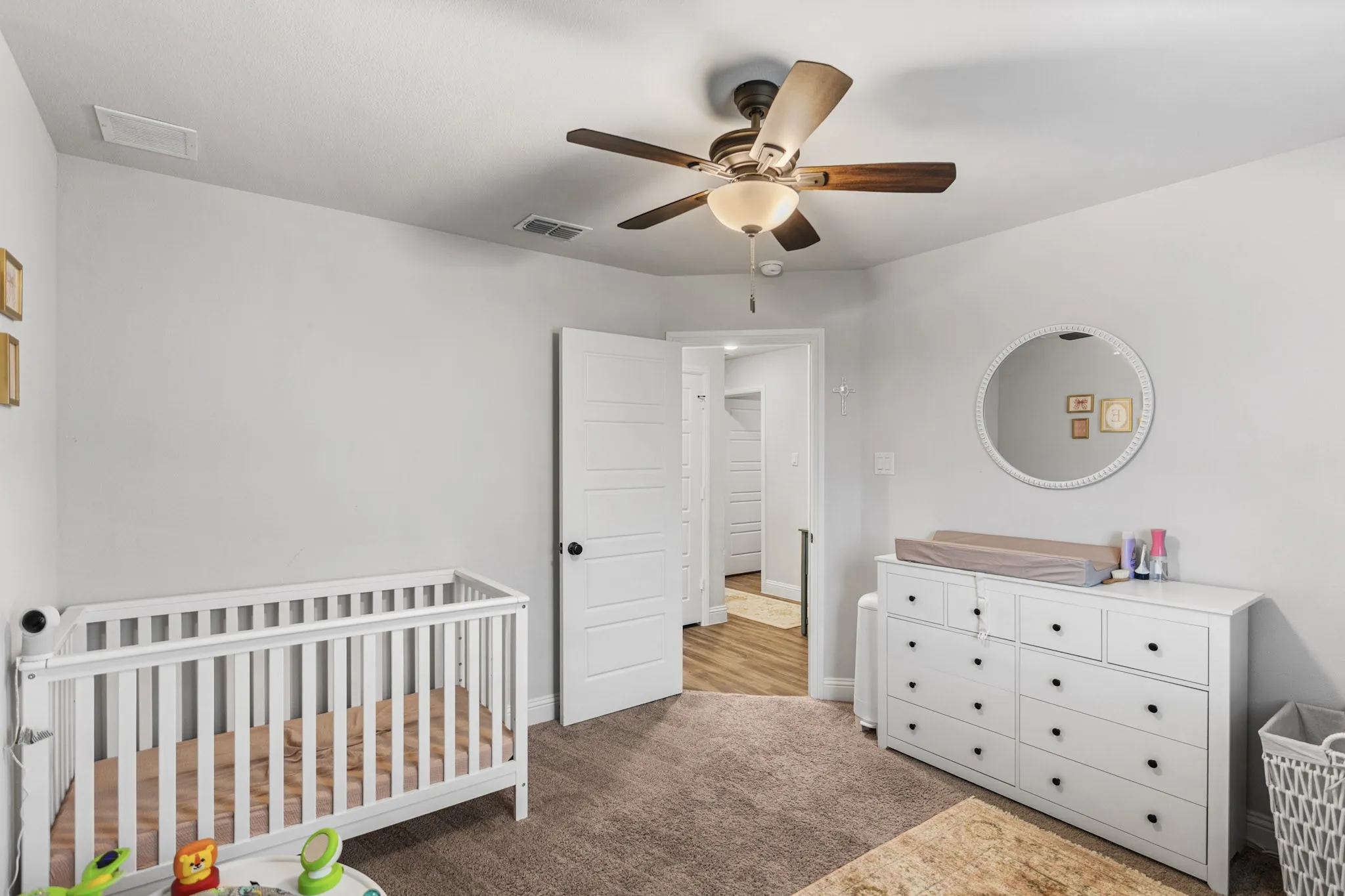 Single Family Residence For Sale in Cooke County , 106 Palamino Dr, Lindsay, Texas 76250, 3 Bedroom, 2 Bathroom, 2 Garage spaces, 1,385 Sqft, built in 2022, mls#21407852, Real Estate Agent in Lindsay, Homes For Sale in Cooke county, Homes For Sale in Lindsay, Realtor in Lindsay Texas, Real Estate Brokerage Independent Realty Texas, Luminita Cordes Realtor