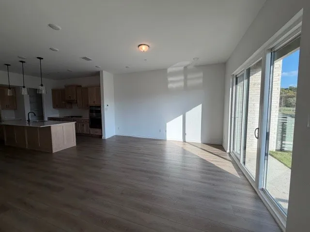 Townhouse For Rent in Collin County , 1172 Daybreak Drive, Allen, Texas 75013, 3 Bedroom, 4 Bathroom, 2 Garage spaces, 2,573 Sqft, built in 2025, mls#21409051, Real Estate Agent in Allen, Homes For Rent in Collin county, Homes For Rent in Allen, Realtor in Allen Texas, Real Estate Brokerage Independent Realty Texas, Luminita Cordes Realtor