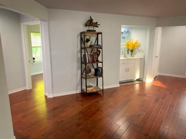 Single Family Residence For Rent in Dallas County , 1813 University Drive, Richardson, Texas 75081, 3 Bedroom, 2 Bathroom, 2 Garage spaces, 2,204 Sqft, built in 1973, mls#21409052, Real Estate Agent in Richardson, Homes For Rent in Dallas county, Homes For Rent in Richardson, Realtor in Richardson Texas, Real Estate Brokerage Independent Realty Texas, Luminita Cordes Realtor