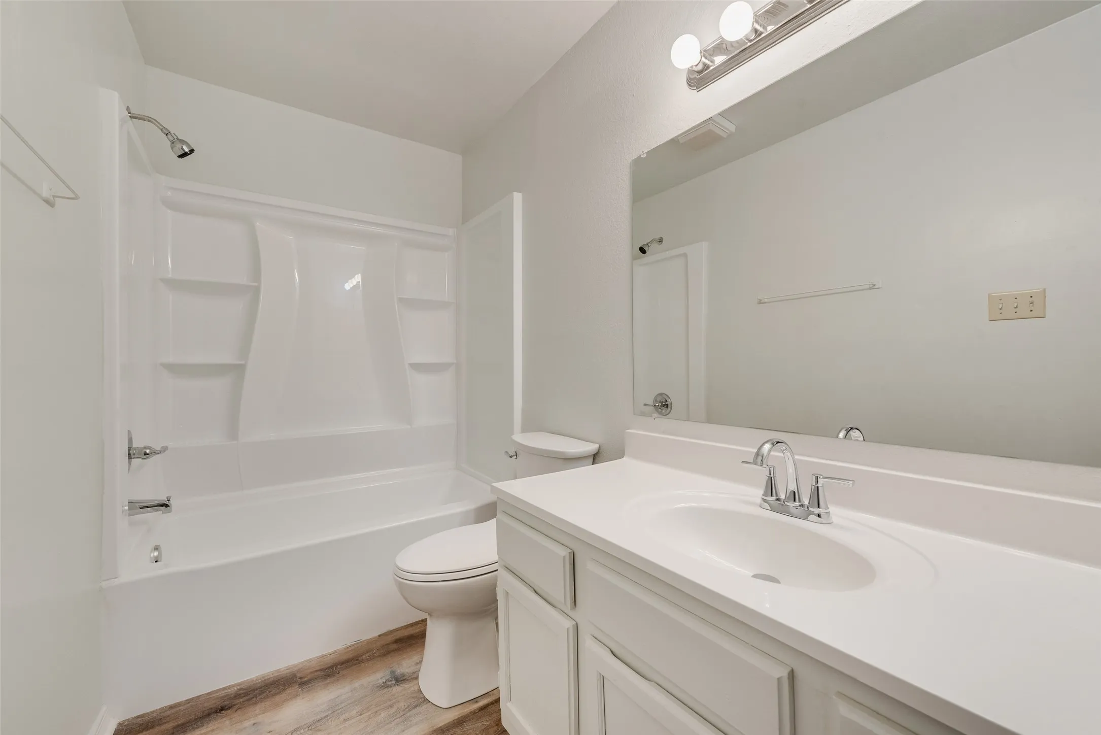Duplex For Rent in Dallas County , 914 wentwood Drive, De Soto, Texas 75115, 3 Bedroom, 3 Bathroom, 1 Garage spaces, 1,372 Sqft, built in 1985, mls#21407943, Real Estate Agent in De Soto, Homes For Rent in Dallas county, Homes For Rent in De Soto, Realtor in De Soto Texas, Real Estate Brokerage Independent Realty Texas, Luminita Cordes Realtor