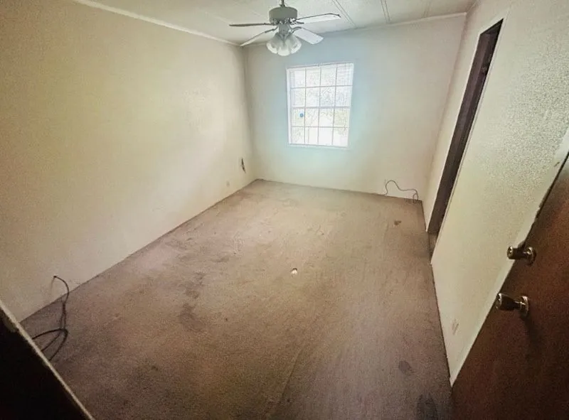 Single Family Residence For Sale in Bell County , 1109 Karen Drive, Killeen, Texas 76549, 3 Bedroom, 2 Bathroom, Garage spaces, 1,120 Sqft, built in 1978, mls#21408879, Real Estate Agent in Killeen, Homes For Sale in Bell county, Homes For Sale in Killeen, Realtor in Killeen Texas, Real Estate Brokerage Independent Realty Texas, Luminita Cordes Realtor
