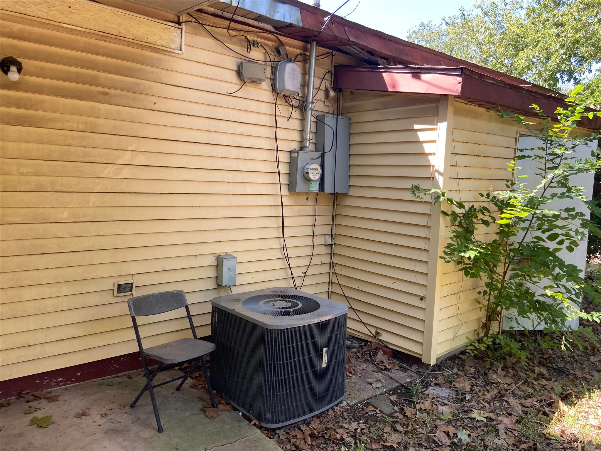 Single Family Residence For Sale in Bell County , 1109 Karen Drive, Killeen, Texas 76549, 3 Bedroom, 2 Bathroom, Garage spaces, 1,120 Sqft, built in 1978, mls#21408879, Real Estate Agent in Killeen, Homes For Sale in Bell county, Homes For Sale in Killeen, Realtor in Killeen Texas, Real Estate Brokerage Independent Realty Texas, Luminita Cordes Realtor