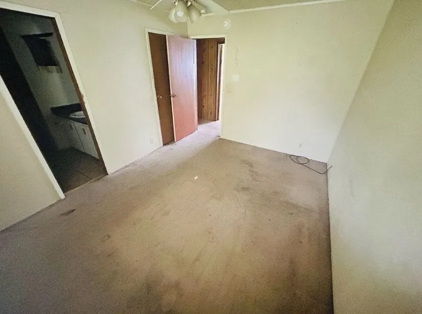 Single Family Residence For Sale in Bell County , 1109 Karen Drive, Killeen, Texas 76549, 3 Bedroom, 2 Bathroom, Garage spaces, 1,120 Sqft, built in 1978, mls#21408879, Real Estate Agent in Killeen, Homes For Sale in Bell county, Homes For Sale in Killeen, Realtor in Killeen Texas, Real Estate Brokerage Independent Realty Texas, Luminita Cordes Realtor