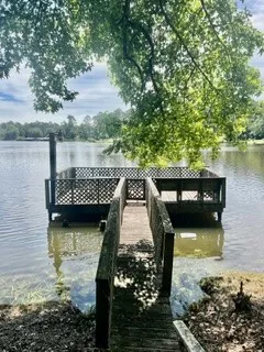 Single Family Residence For Sale in Wood County , 517 Private Road 7908, Hawkins, Texas 75765, 2 Bedroom, 2 Bathroom, Garage spaces, 1,440 Sqft, built in 1967, mls#21409049, Real Estate Agent in Hawkins, Homes For Sale in Wood county, Homes For Sale in Hawkins, Realtor in Hawkins Texas, Real Estate Brokerage Independent Realty Texas, Luminita Cordes Realtor
