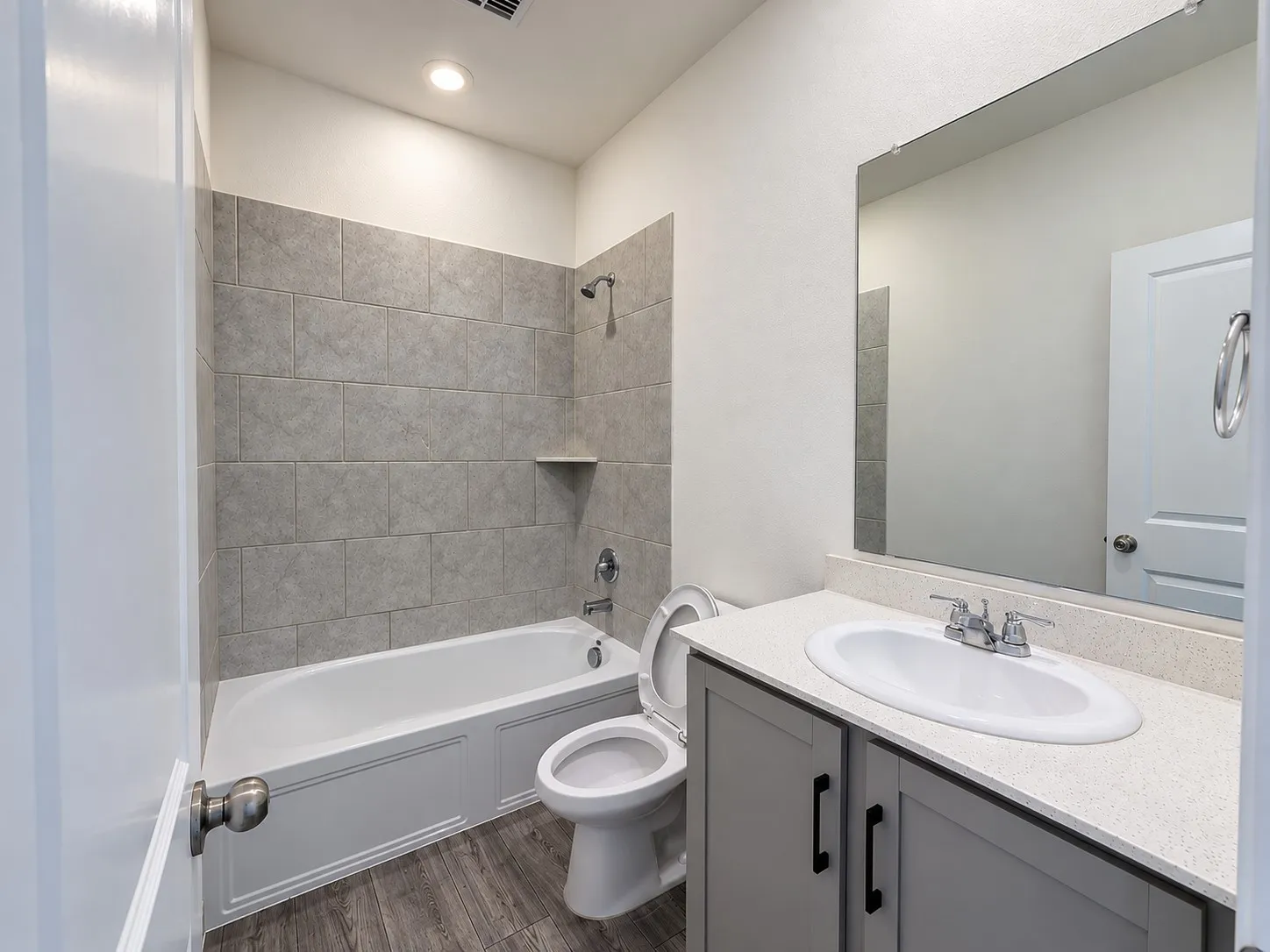 Single Family Residence For Rent in Kaufman County , 5608 Elwood Drive, Forney, Texas 75126, 3 Bedroom, 2 Bathroom, 2 Garage spaces, 1,442 Sqft, built in 2021, mls#21408649, Real Estate Agent in Forney, Homes For Rent in Kaufman county, Homes For Rent in Forney, Realtor in Forney Texas, Real Estate Brokerage Independent Realty Texas, Luminita Cordes Realtor