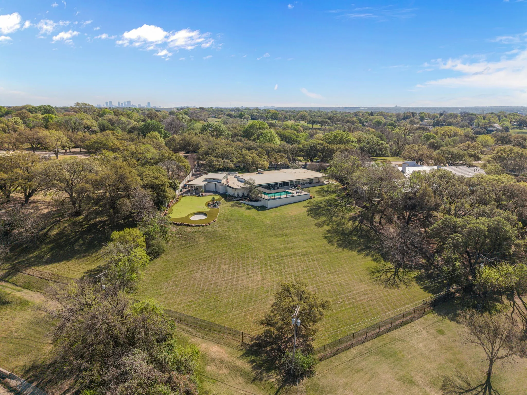 Single Family Residence For Sale in Tarrant County , 4400 Ridgehaven Road, Fort Worth, Texas 76116, 4 Bedroom, 7 Bathroom, Garage spaces, 7,032 Sqft, built in 1952, mls#21409067, Real Estate Agent in Fort Worth, Homes For Sale in Tarrant county, Homes For Sale in Fort Worth, Realtor in Fort Worth Texas, Real Estate Brokerage Independent Realty Texas, Luminita Cordes Realtor