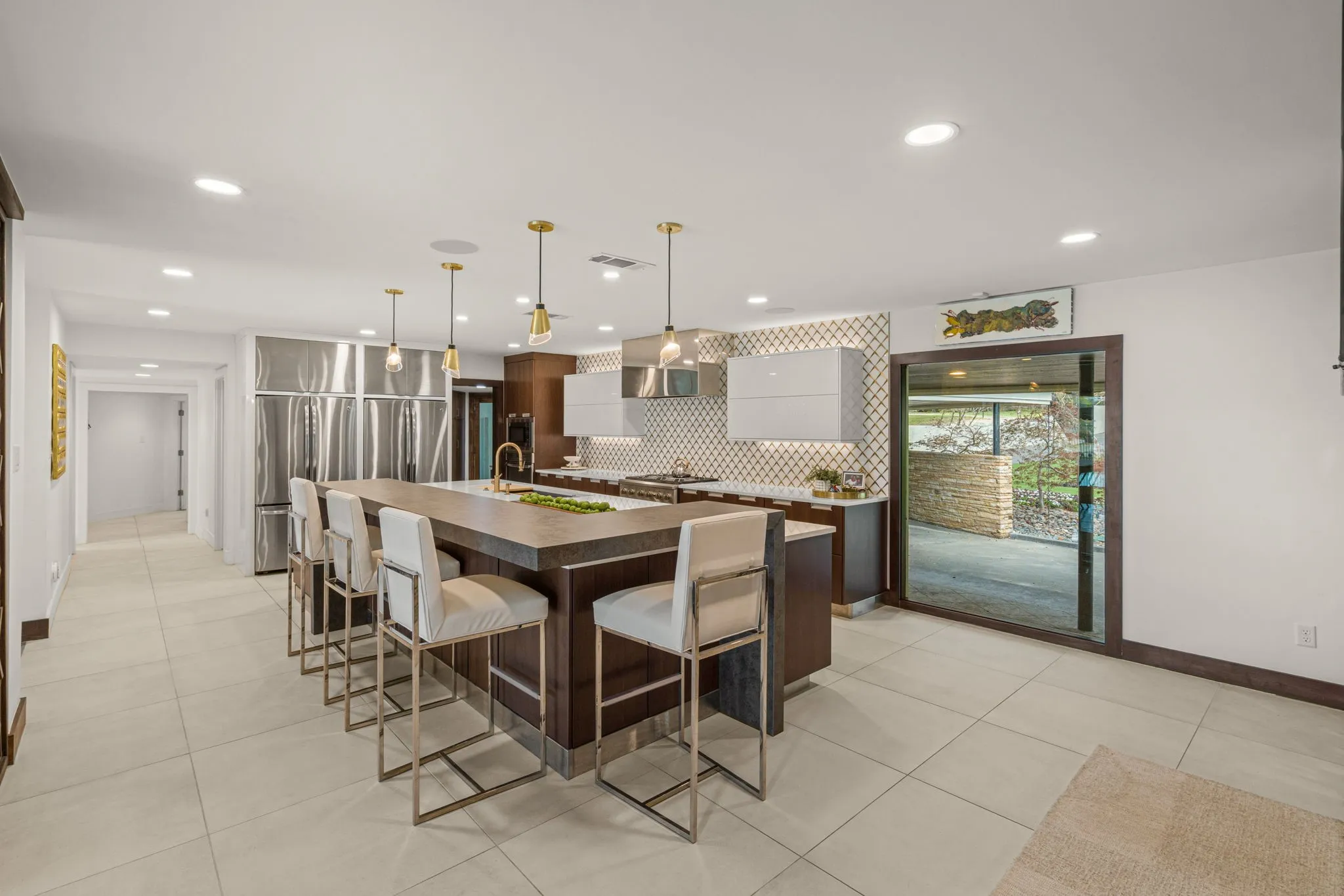 Single Family Residence For Sale in Tarrant County , 4400 Ridgehaven Road, Fort Worth, Texas 76116, 4 Bedroom, 7 Bathroom, Garage spaces, 7,032 Sqft, built in 1952, mls#21409067, Real Estate Agent in Fort Worth, Homes For Sale in Tarrant county, Homes For Sale in Fort Worth, Realtor in Fort Worth Texas, Real Estate Brokerage Independent Realty Texas, Luminita Cordes Realtor