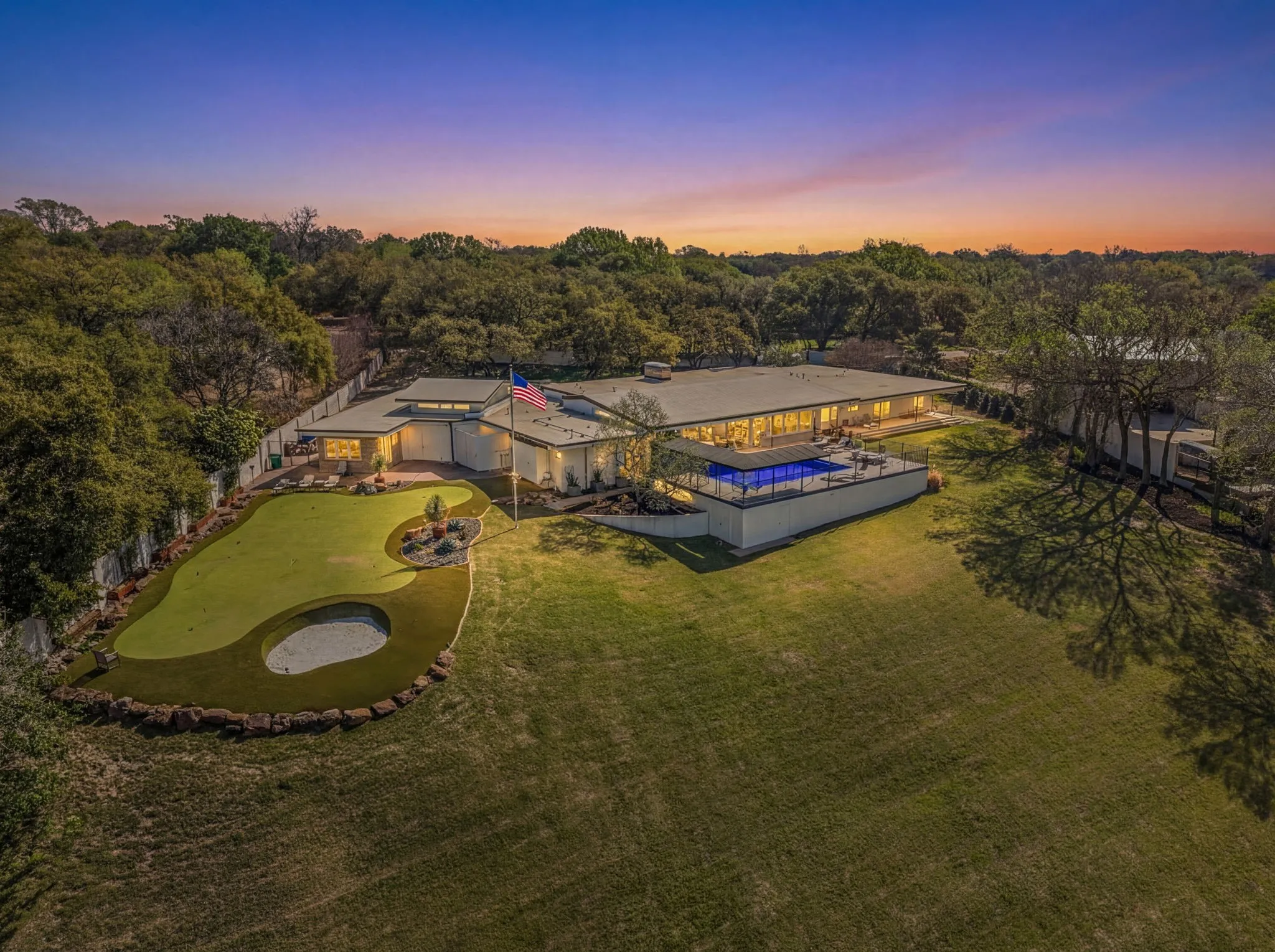 Single Family Residence For Sale in Tarrant County , 4400 Ridgehaven Road, Fort Worth, Texas 76116, 4 Bedroom, 7 Bathroom, Garage spaces, 7,032 Sqft, built in 1952, mls#21409067, Real Estate Agent in Fort Worth, Homes For Sale in Tarrant county, Homes For Sale in Fort Worth, Realtor in Fort Worth Texas, Real Estate Brokerage Independent Realty Texas, Luminita Cordes Realtor