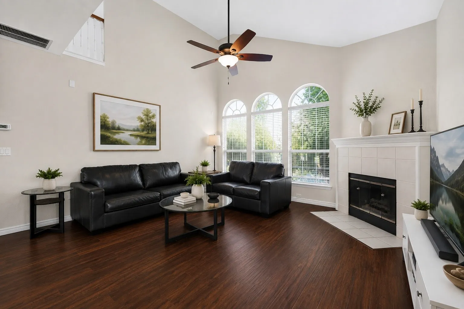 Single Family Residence For Rent in Collin County , 2405 Grimsby Court, Plano, Texas 75025, 4 Bedroom, 3 Bathroom, 2 Garage spaces, 2,297 Sqft, built in 1996, mls#21409082, Real Estate Agent in Plano, Homes For Rent in Collin county, Homes For Rent in Plano, Realtor in Plano Texas, Real Estate Brokerage Independent Realty Texas, Luminita Cordes Realtor
