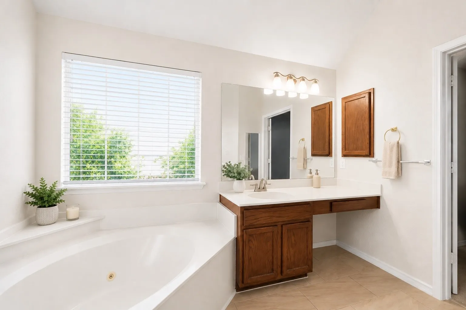 Single Family Residence For Rent in Collin County , 2405 Grimsby Court, Plano, Texas 75025, 4 Bedroom, 3 Bathroom, 2 Garage spaces, 2,297 Sqft, built in 1996, mls#21409082, Real Estate Agent in Plano, Homes For Rent in Collin county, Homes For Rent in Plano, Realtor in Plano Texas, Real Estate Brokerage Independent Realty Texas, Luminita Cordes Realtor