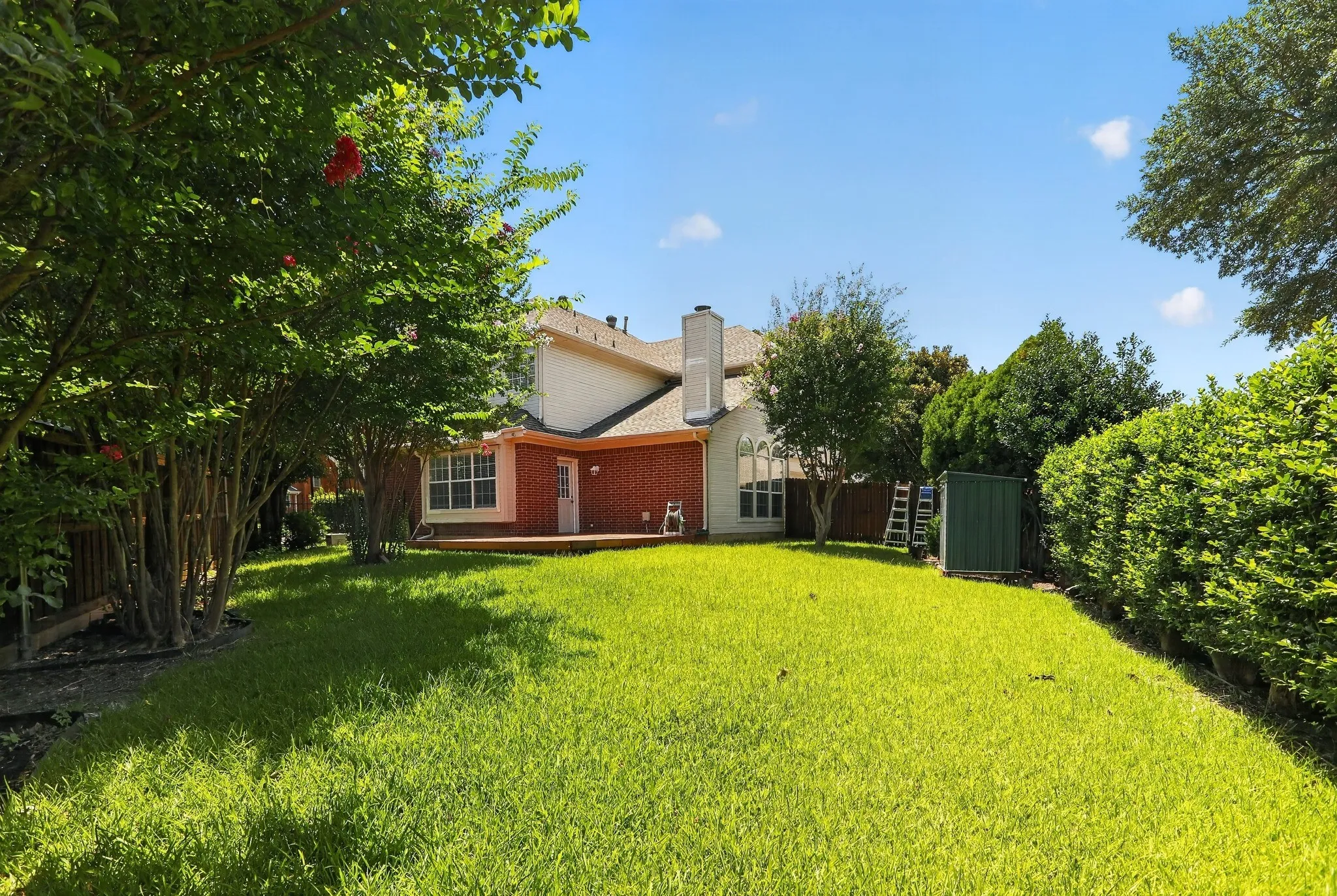 Single Family Residence For Rent in Collin County , 2405 Grimsby Court, Plano, Texas 75025, 4 Bedroom, 3 Bathroom, 2 Garage spaces, 2,297 Sqft, built in 1996, mls#21409082, Real Estate Agent in Plano, Homes For Rent in Collin county, Homes For Rent in Plano, Realtor in Plano Texas, Real Estate Brokerage Independent Realty Texas, Luminita Cordes Realtor