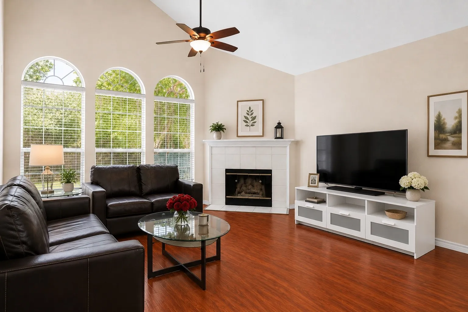 Single Family Residence For Rent in Collin County , 2405 Grimsby Court, Plano, Texas 75025, 4 Bedroom, 3 Bathroom, 2 Garage spaces, 2,297 Sqft, built in 1996, mls#21409082, Real Estate Agent in Plano, Homes For Rent in Collin county, Homes For Rent in Plano, Realtor in Plano Texas, Real Estate Brokerage Independent Realty Texas, Luminita Cordes Realtor