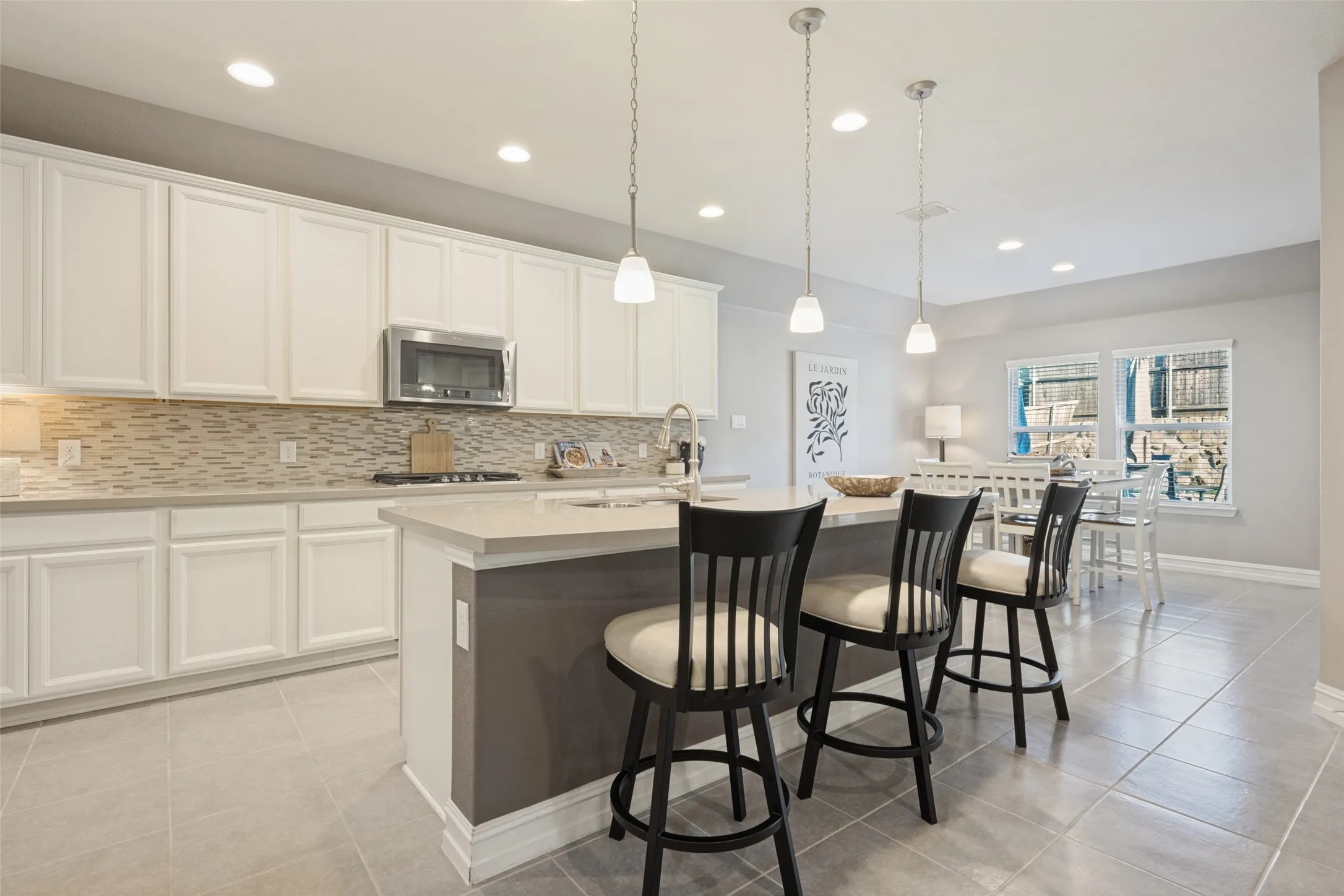 Single Family Residence For Sale in Denton County , 1140 Parkdale Drive, Northlake, Texas 76226, 4 Bedroom, 3 Bathroom, 2 Garage spaces, 3,341 Sqft, built in 2016, mls#21407229, Real Estate Agent in Northlake, Homes For Sale in Denton county, Homes For Sale in Northlake, Realtor in Northlake Texas, Real Estate Brokerage Independent Realty Texas, Luminita Cordes Realtor