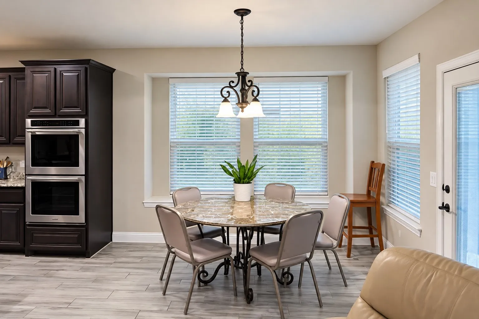 Single Family Residence For Sale in Collin County , 2122 Victoria Lane, Princeton, Texas 75407, 4 Bedroom, 4 Bathroom, 2 Garage spaces, 3,516 Sqft, built in 2019, mls#21409083, Real Estate Agent in Princeton, Homes For Sale in Collin county, Homes For Sale in Princeton, Realtor in Princeton Texas, Real Estate Brokerage Independent Realty Texas, Luminita Cordes Realtor