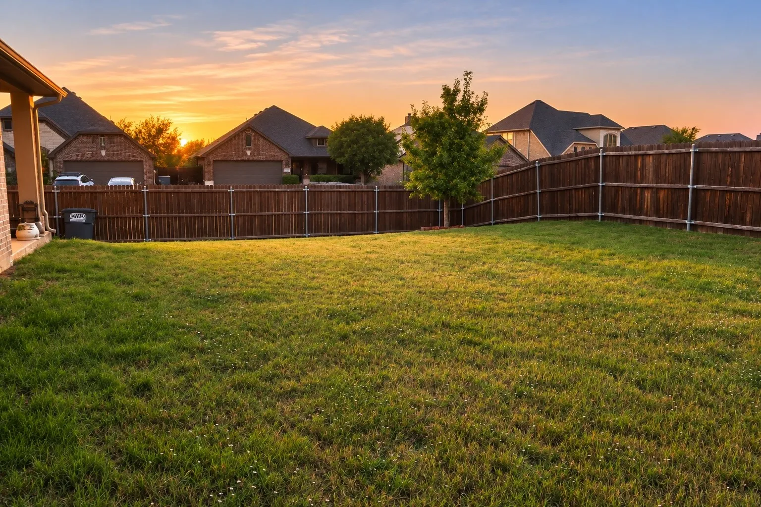 Single Family Residence For Sale in Collin County , 2122 Victoria Lane, Princeton, Texas 75407, 4 Bedroom, 4 Bathroom, 2 Garage spaces, 3,516 Sqft, built in 2019, mls#21409083, Real Estate Agent in Princeton, Homes For Sale in Collin county, Homes For Sale in Princeton, Realtor in Princeton Texas, Real Estate Brokerage Independent Realty Texas, Luminita Cordes Realtor