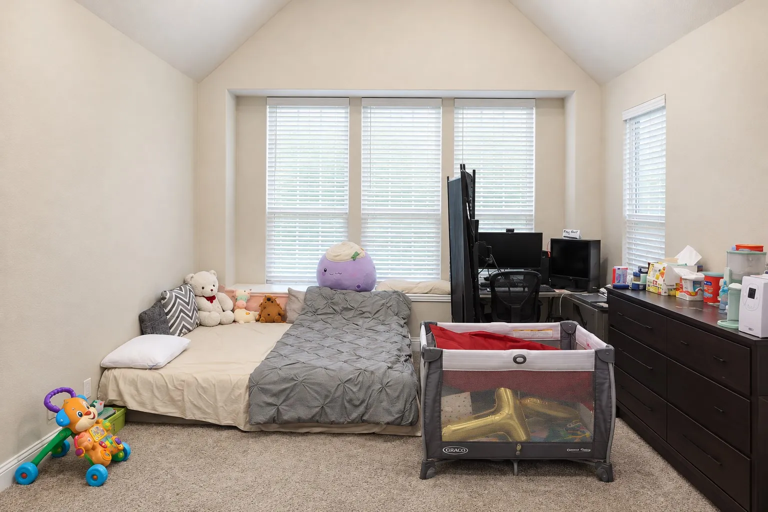 Single Family Residence For Sale in Collin County , 2122 Victoria Lane, Princeton, Texas 75407, 4 Bedroom, 4 Bathroom, 2 Garage spaces, 3,516 Sqft, built in 2019, mls#21409083, Real Estate Agent in Princeton, Homes For Sale in Collin county, Homes For Sale in Princeton, Realtor in Princeton Texas, Real Estate Brokerage Independent Realty Texas, Luminita Cordes Realtor