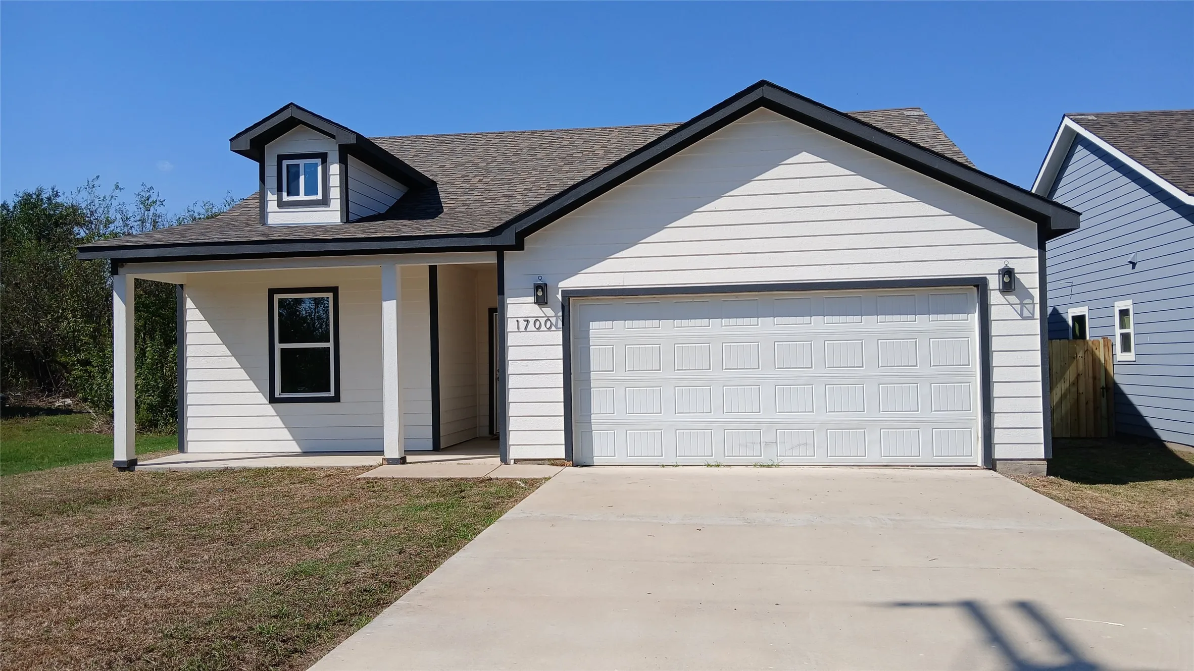 Single Family Residence For Rent