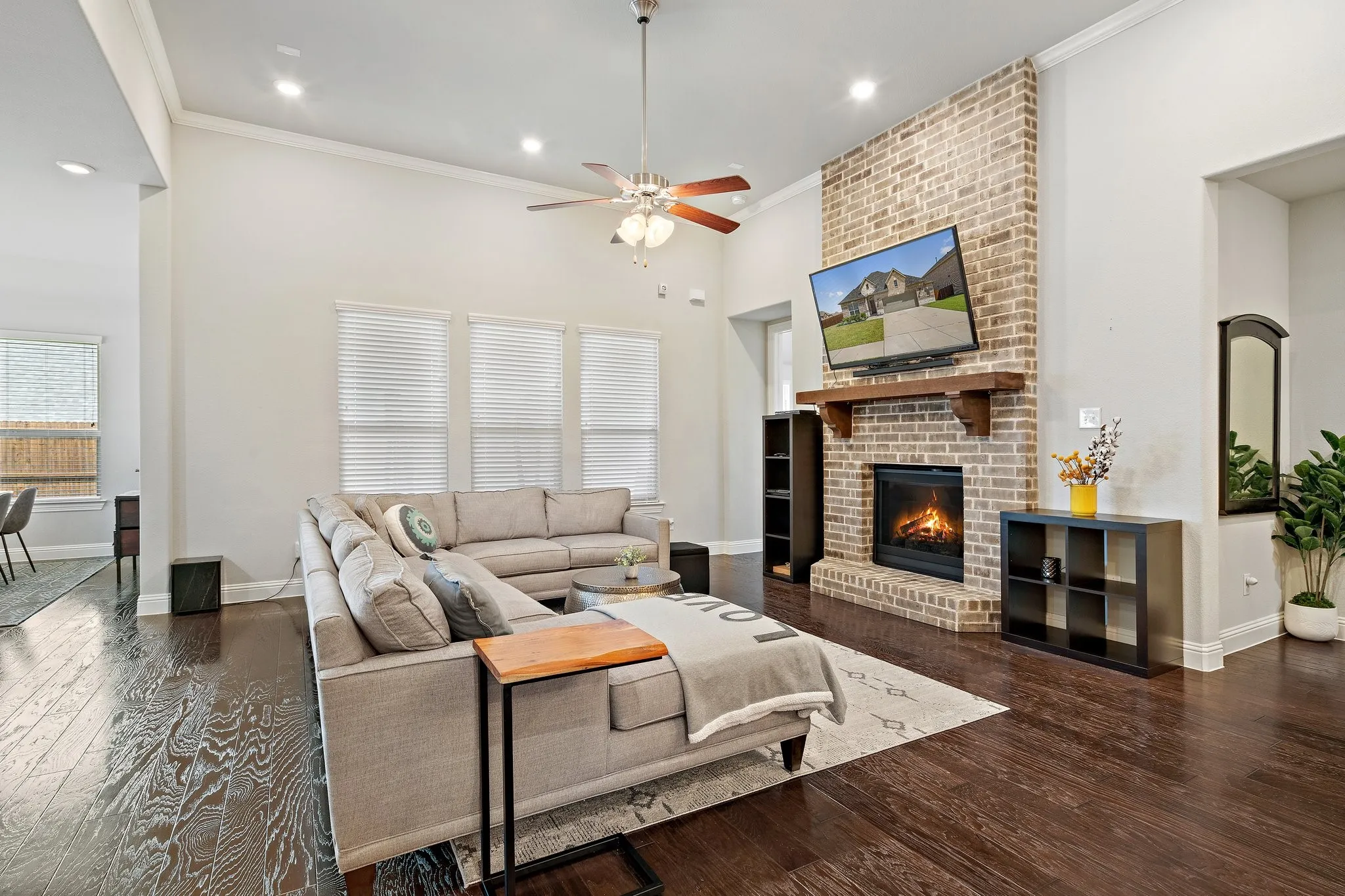 Single Family Residence For Rent in Collin County , 10912 Smithville Place, Mc Kinney, Texas 75071, 4 Bedroom, 3 Bathroom, 2 Garage spaces, 2,434 Sqft, built in 2017, mls#21407958, Real Estate Agent in Mc Kinney, Homes For Rent in Collin county, Homes For Rent in Mc Kinney, Realtor in Mc Kinney Texas, Real Estate Brokerage Independent Realty Texas, Luminita Cordes Realtor