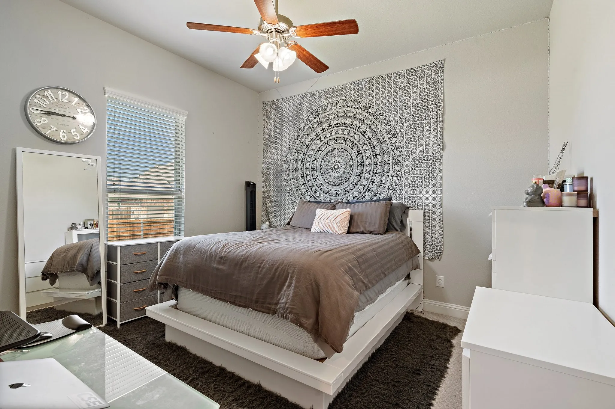 Single Family Residence For Rent in Collin County , 10912 Smithville Place, Mc Kinney, Texas 75071, 4 Bedroom, 3 Bathroom, 2 Garage spaces, 2,434 Sqft, built in 2017, mls#21407958, Real Estate Agent in Mc Kinney, Homes For Rent in Collin county, Homes For Rent in Mc Kinney, Realtor in Mc Kinney Texas, Real Estate Brokerage Independent Realty Texas, Luminita Cordes Realtor