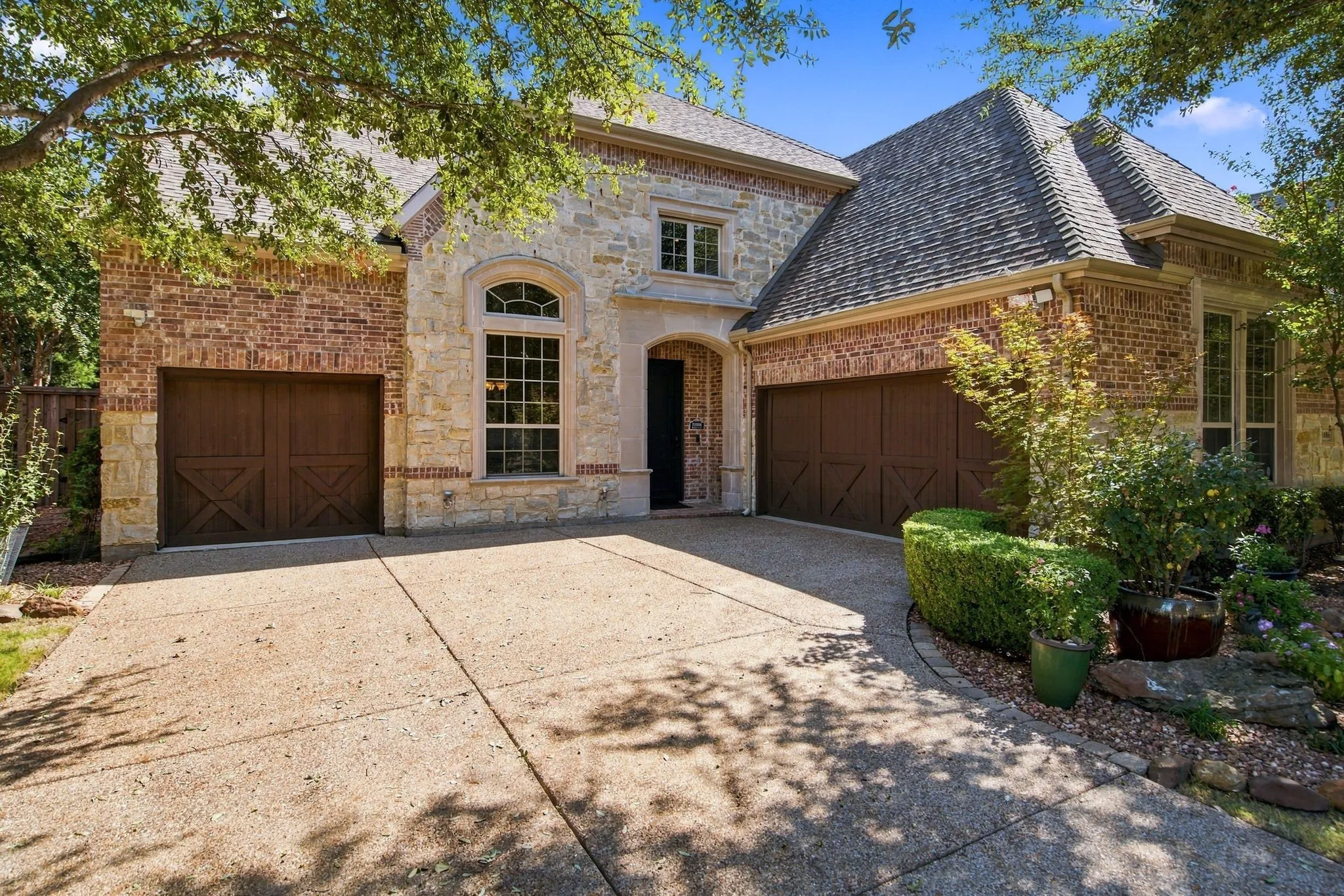 3 Car Garage.