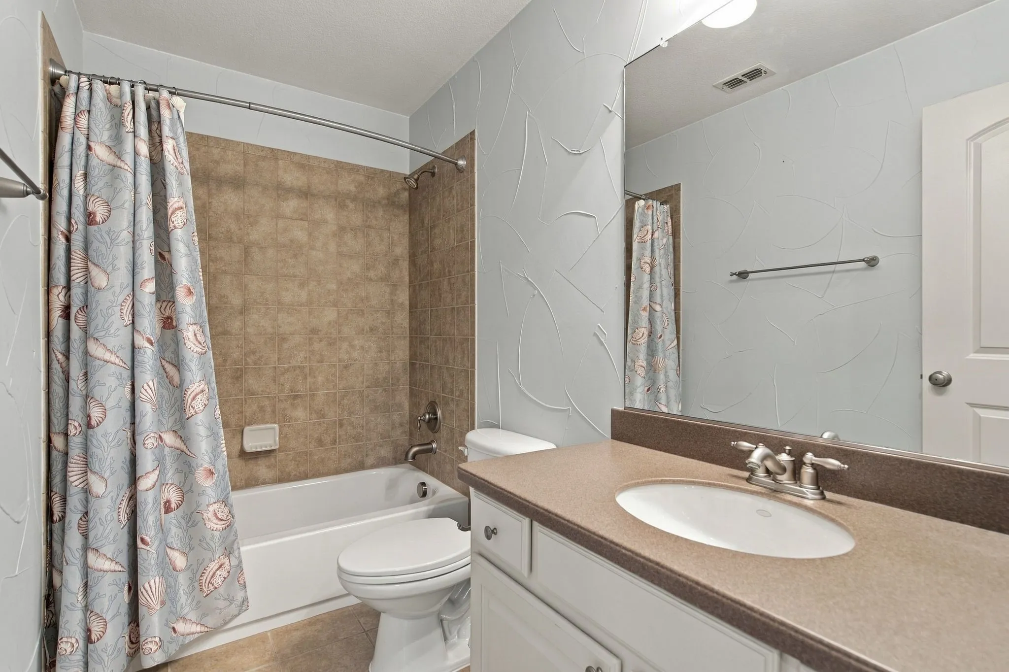 And one of the 2 Full Upstairs Baths.