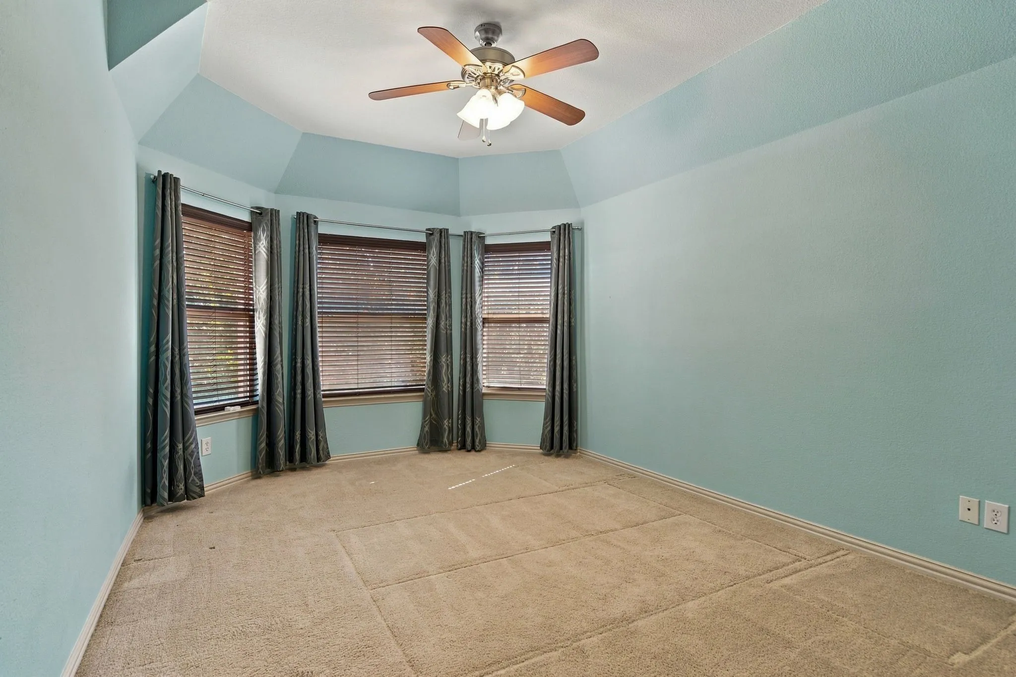 Another secondary Bedroom