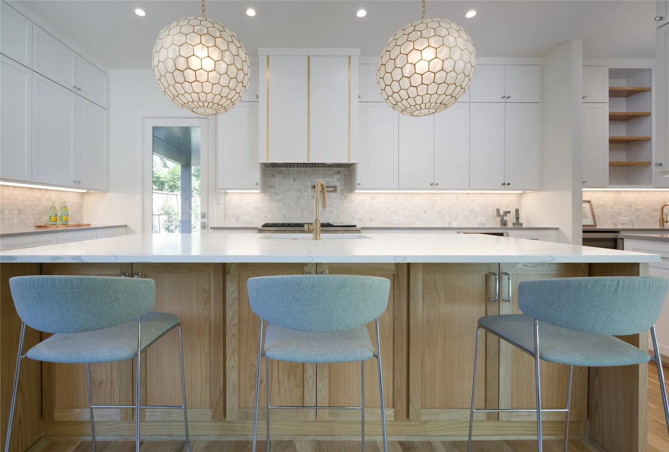 Single Family Residence For Rent in Dallas County , 9315 Lenel Place, Dallas, Texas 75220, 5 Bedroom, 6 Bathroom, 2 Garage spaces, 5,743 Sqft, built in 2023, mls#21409091, Real Estate Agent in Dallas, Homes For Rent in Dallas county, Homes For Rent in Dallas, Realtor in Dallas Texas, Real Estate Brokerage Independent Realty Texas, Luminita Cordes Realtor