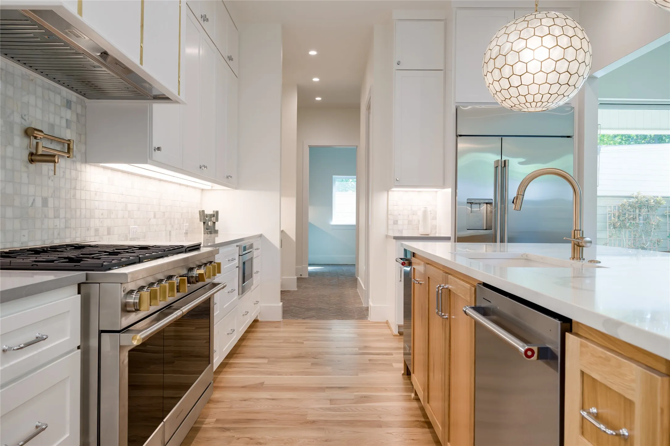 Single Family Residence For Rent in Dallas County , 9315 Lenel Place, Dallas, Texas 75220, 5 Bedroom, 6 Bathroom, 2 Garage spaces, 5,743 Sqft, built in 2023, mls#21409091, Real Estate Agent in Dallas, Homes For Rent in Dallas county, Homes For Rent in Dallas, Realtor in Dallas Texas, Real Estate Brokerage Independent Realty Texas, Luminita Cordes Realtor