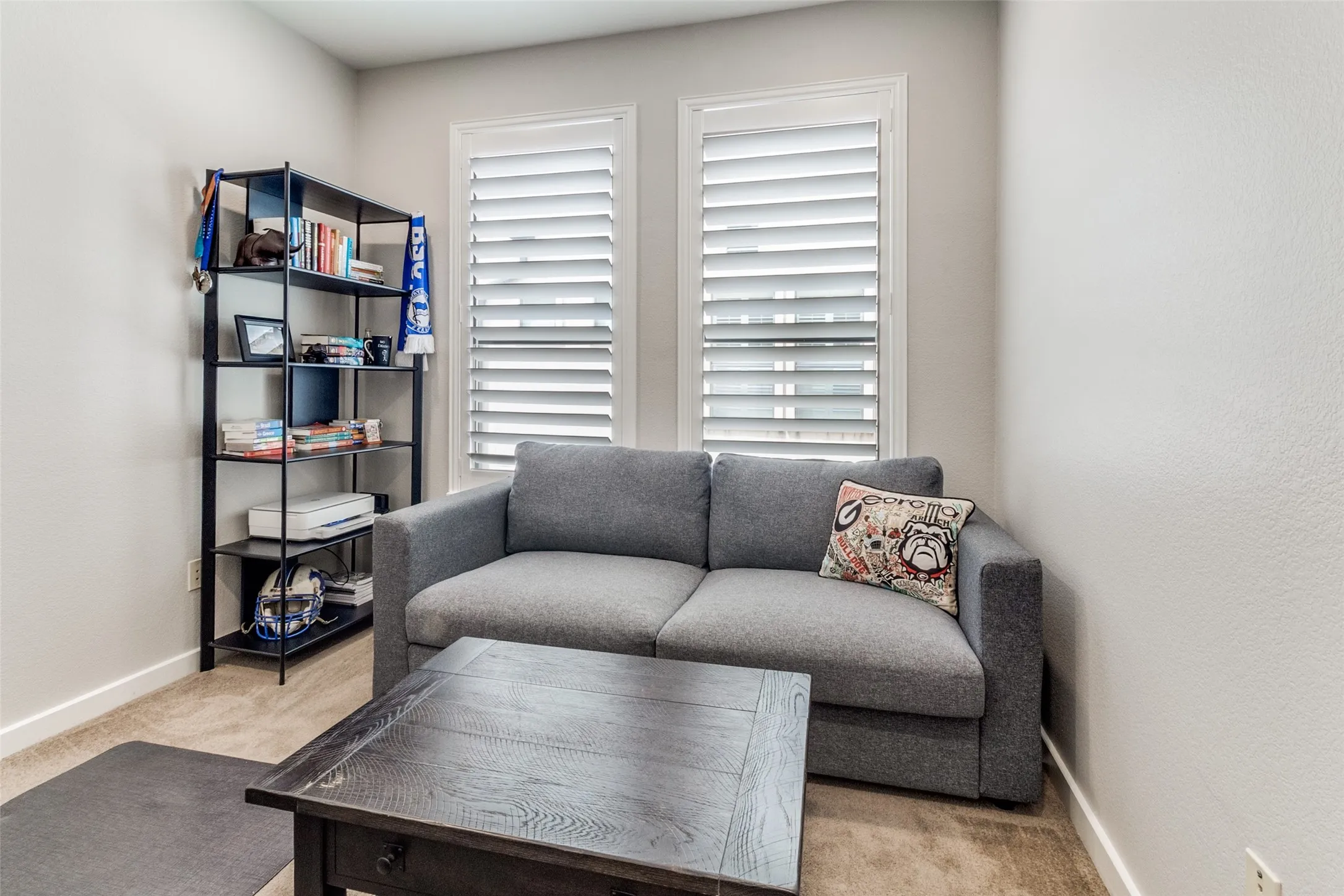 Condominium For Rent in Dallas County , 2411 N Hall Street 31, Dallas, Texas 75204, 2 Bedroom, 3 Bathroom, 2 Garage spaces, 1,810 Sqft, built in 2006, mls#21408974, Real Estate Agent in Dallas, Homes For Rent in Dallas county, Homes For Rent in Dallas, Realtor in Dallas Texas, Real Estate Brokerage Independent Realty Texas, Luminita Cordes Realtor